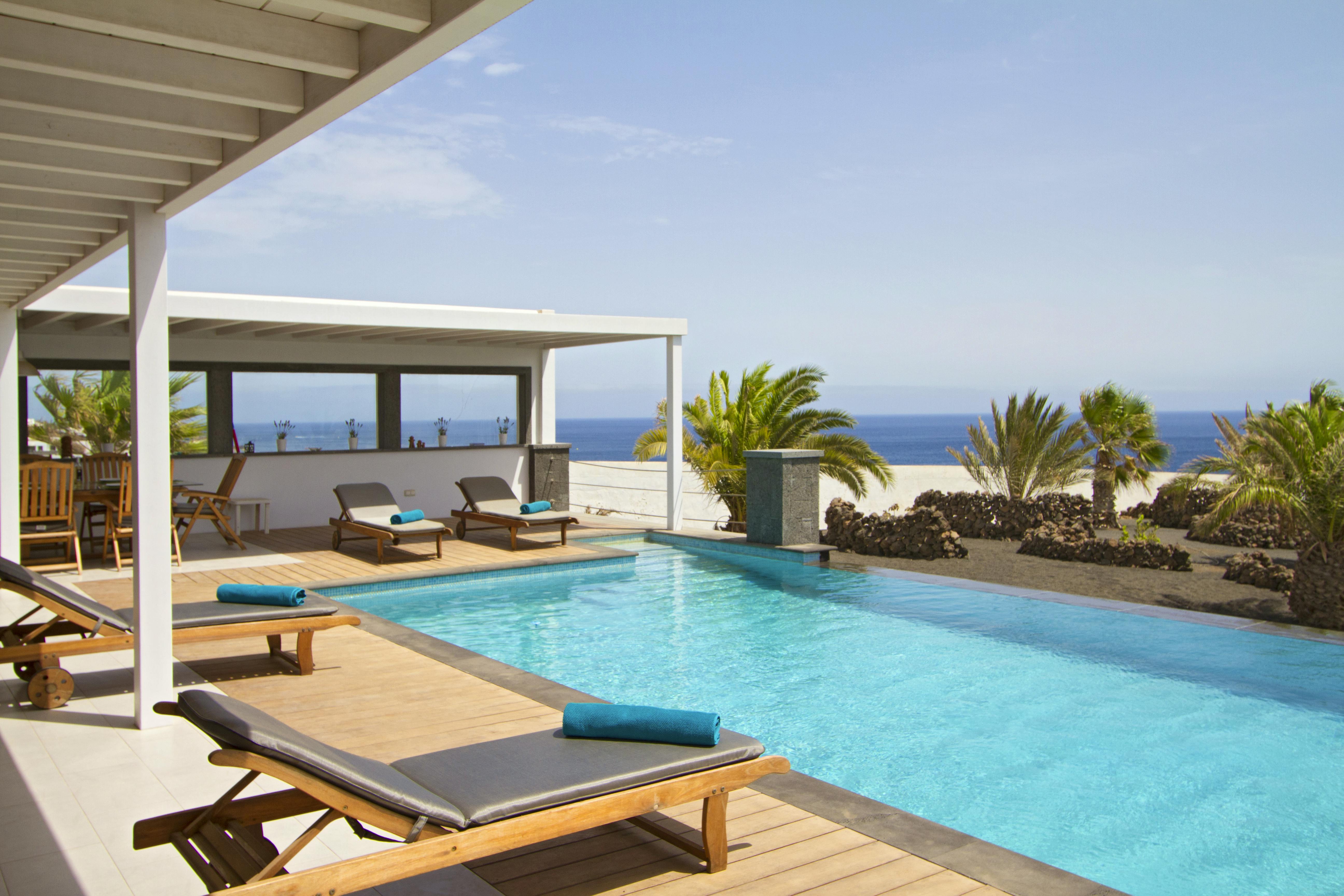 10 Best CoolStays in Lanzarote