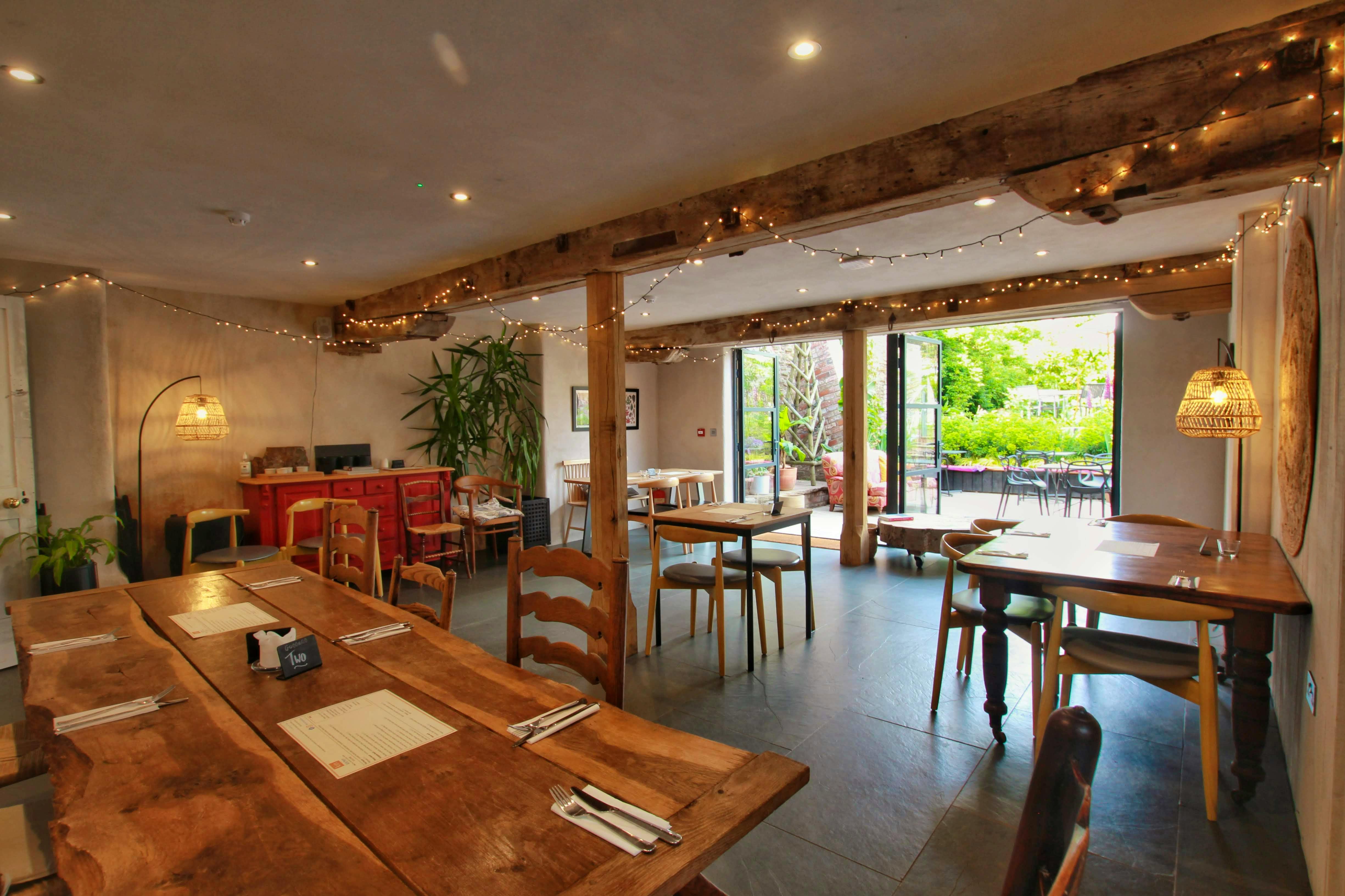 Kin Kitchen, cafe seating