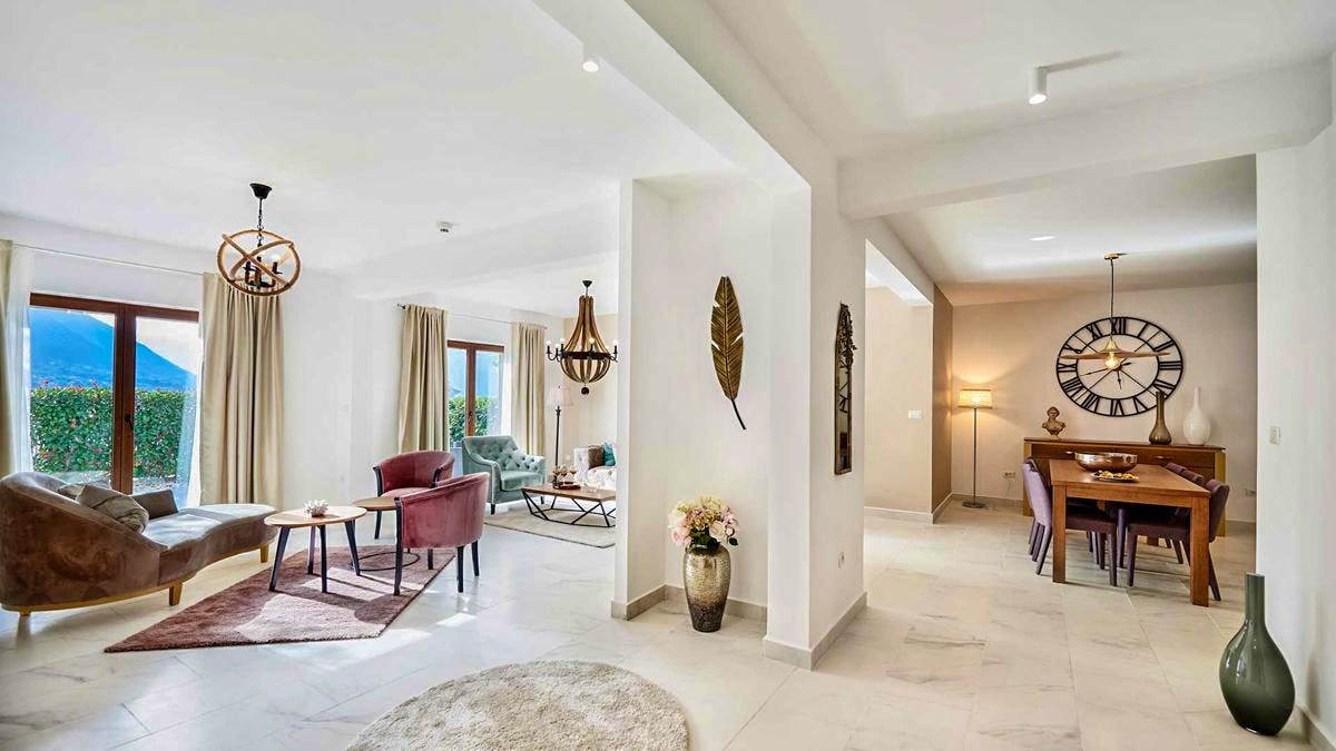 Huma Beachfront - Image 2