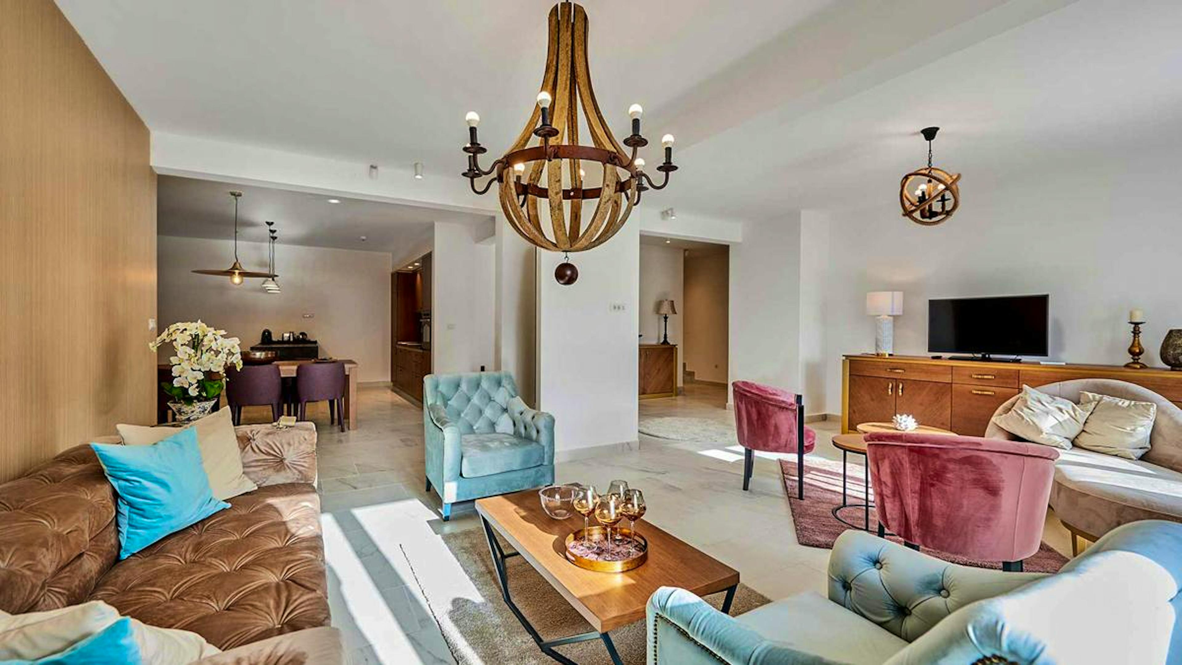 Huma Beachfront - Image 3