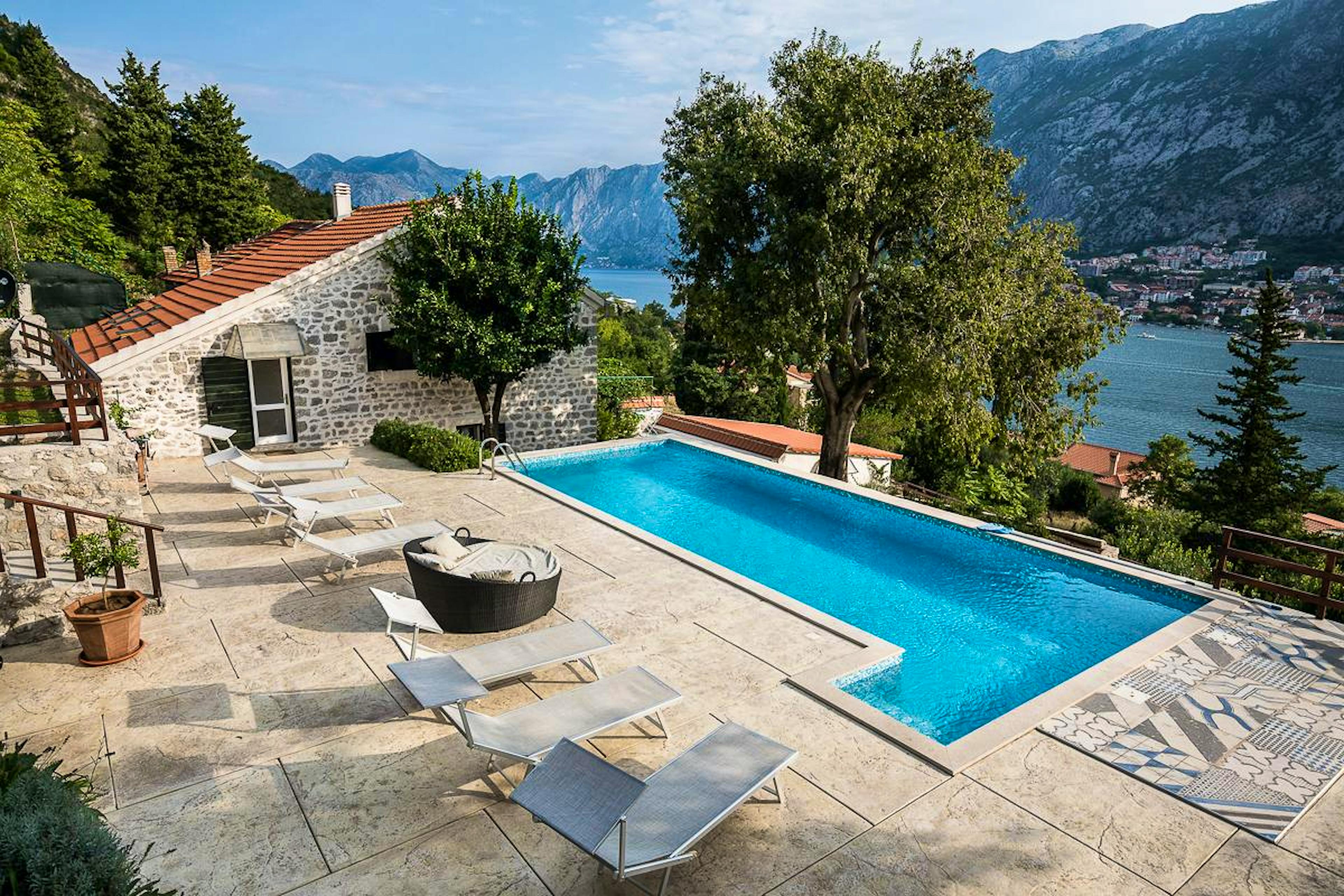 Villa Branco - Image 1