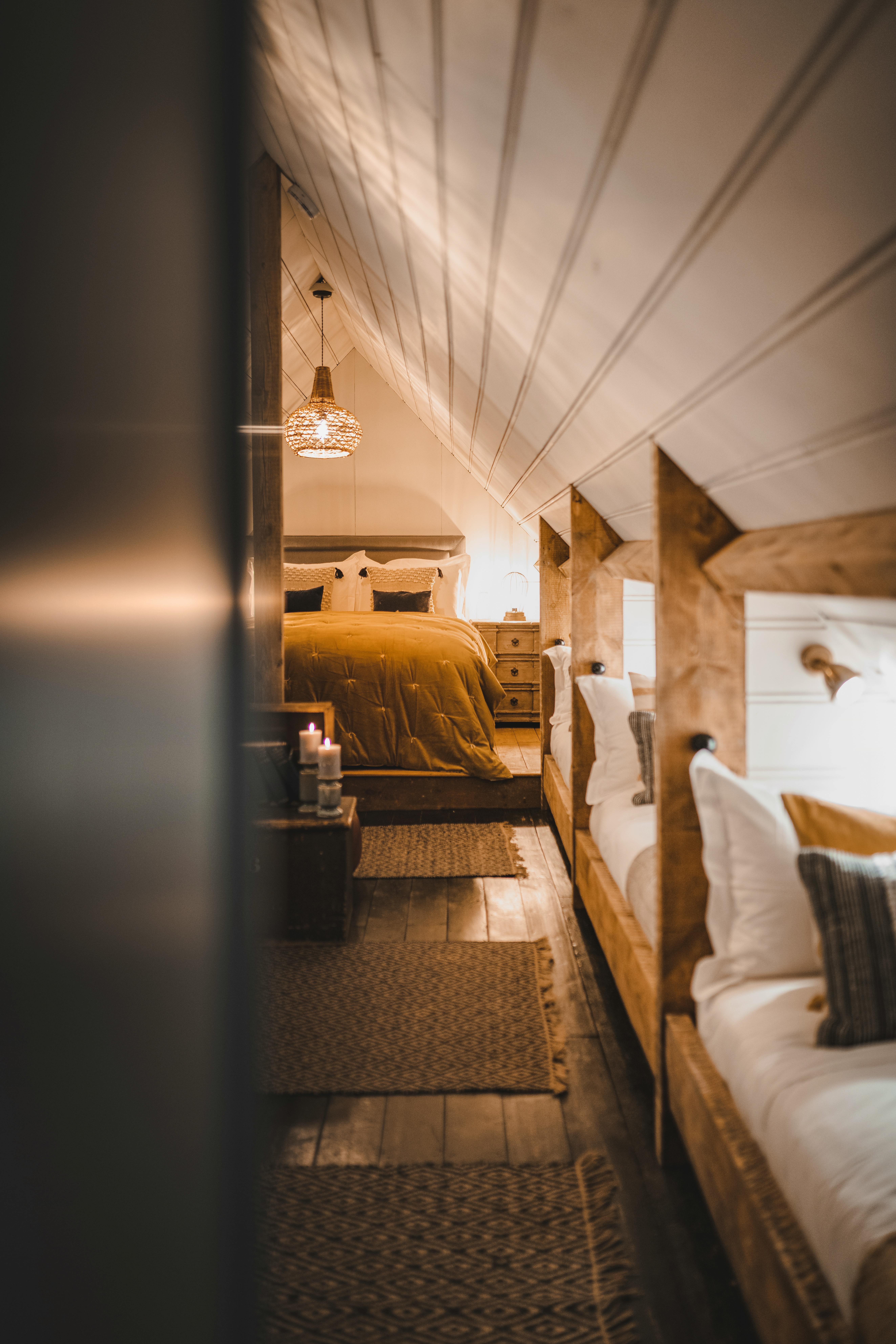 6 x full size 3ft Singles and King 