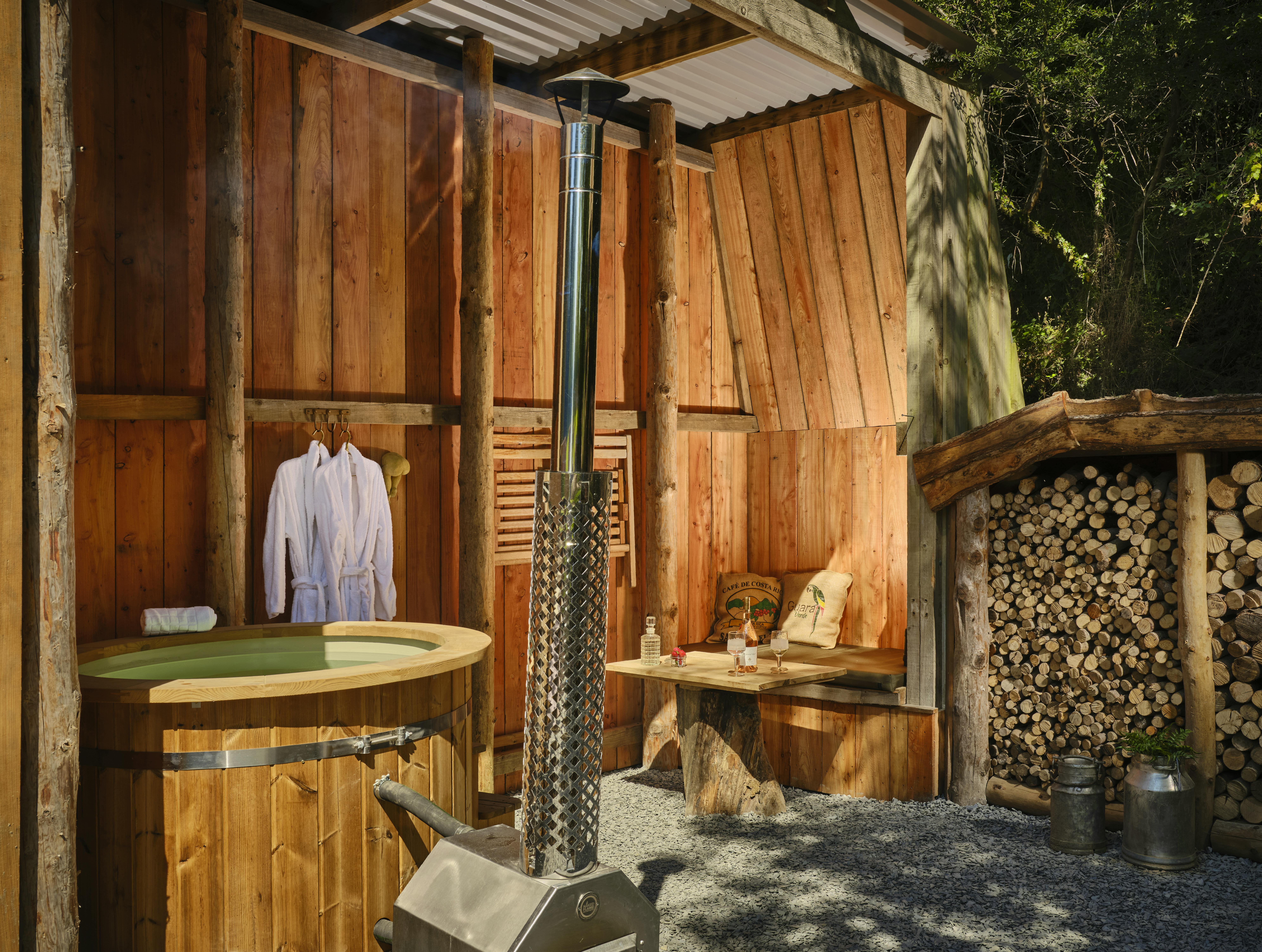 Nest Treehouse Courtyard 