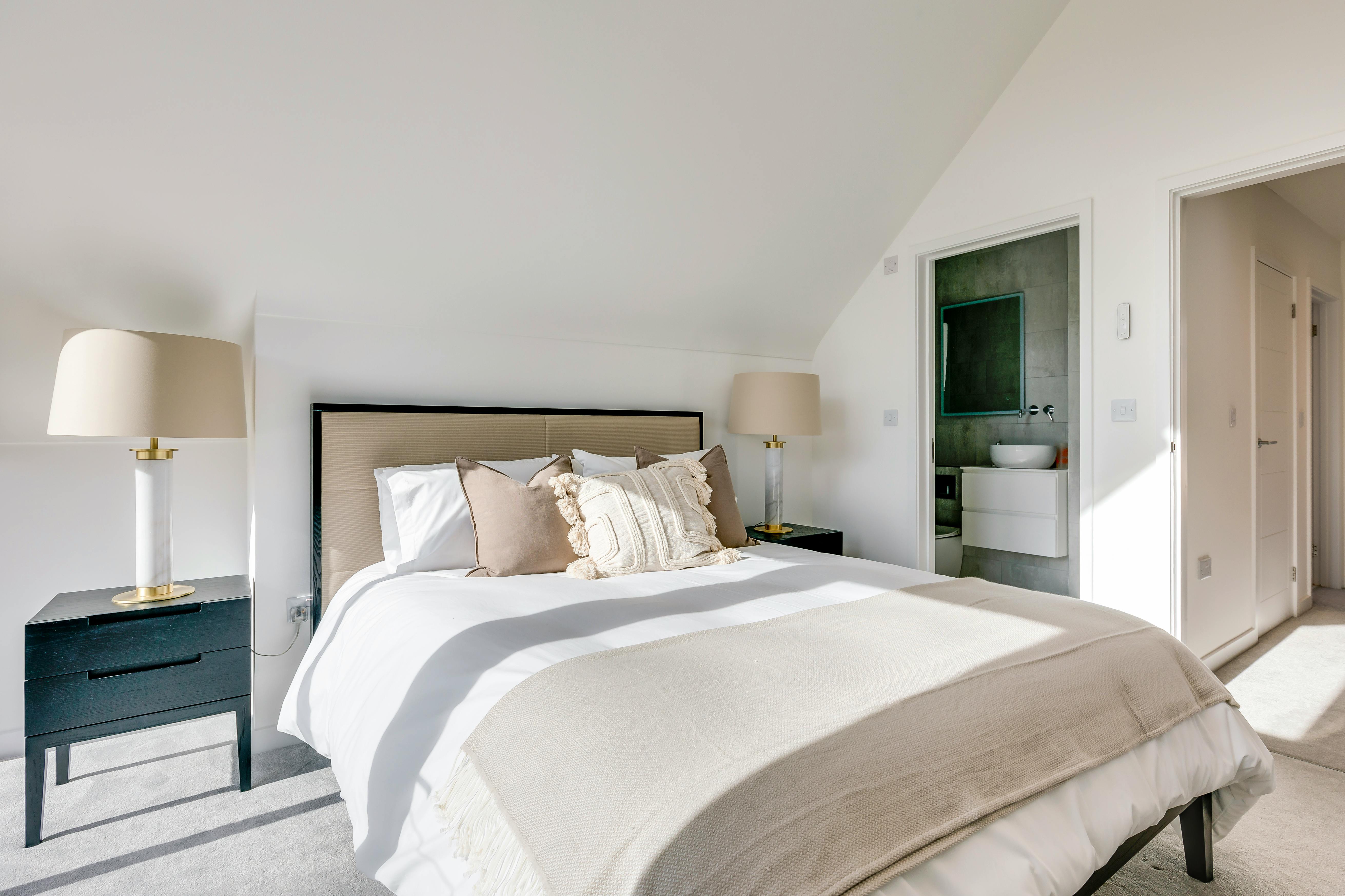 Main Bedroom with En-Suite