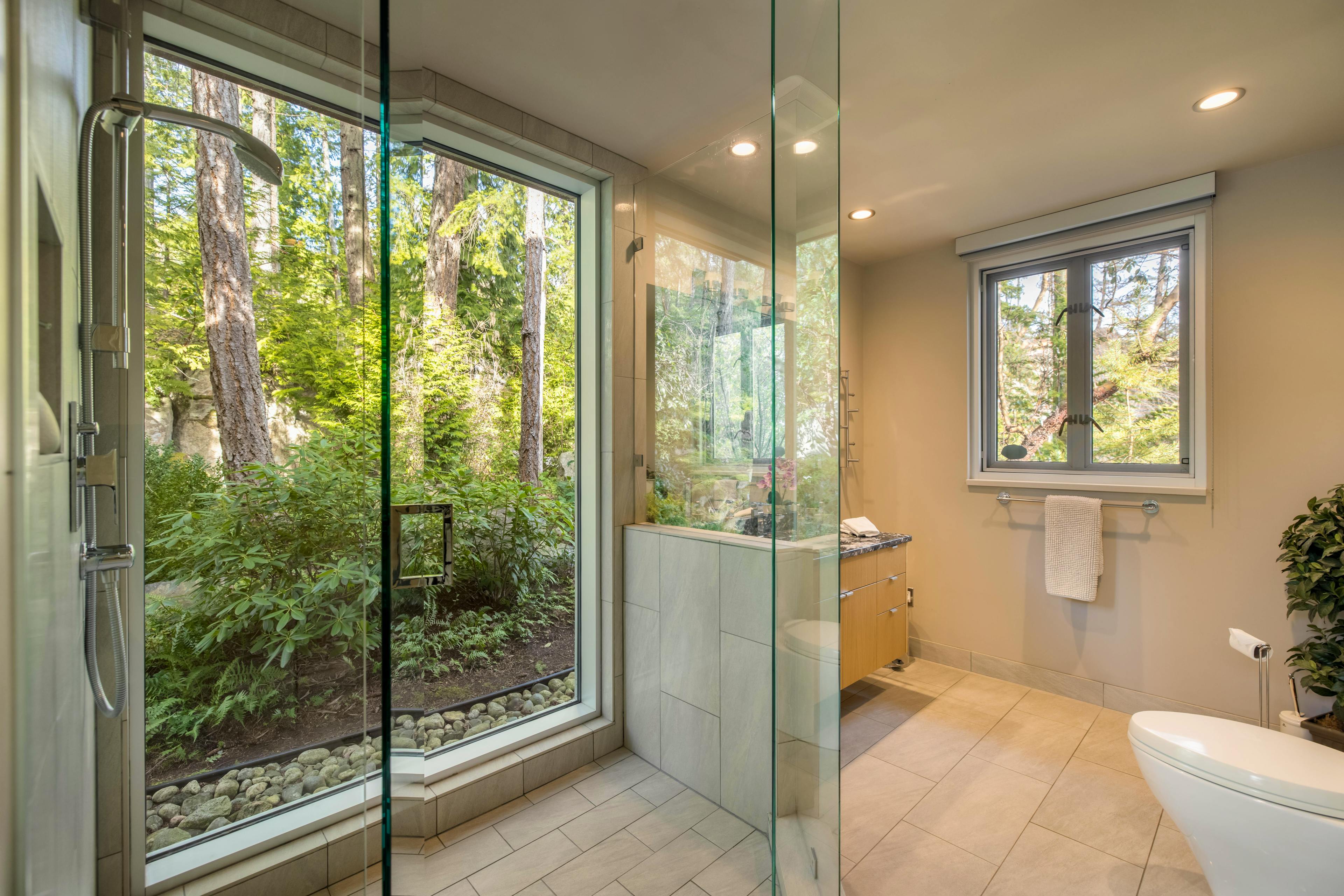 Aerie at Sargeant Bay - Image 3