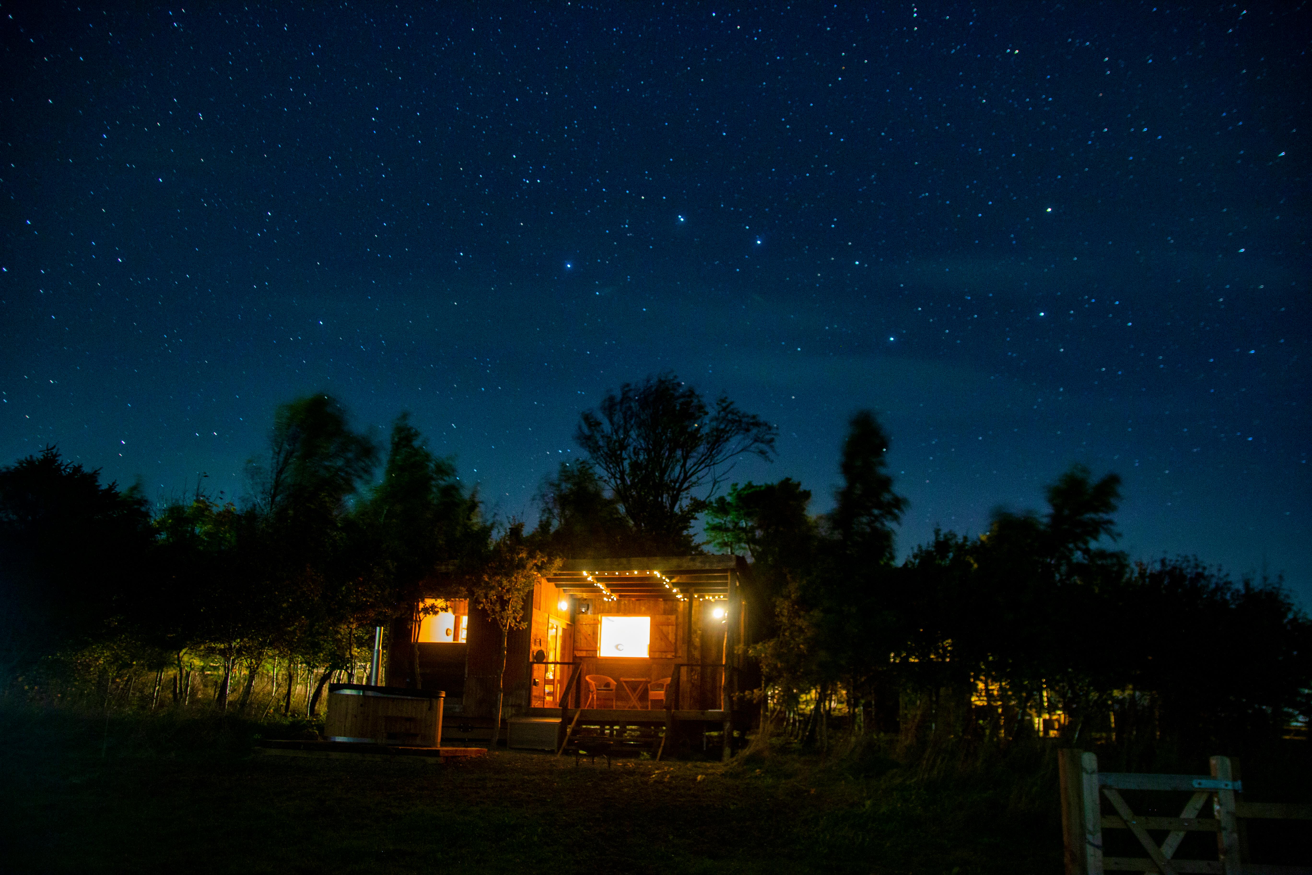 Joe\'s Place with the Big Dipper