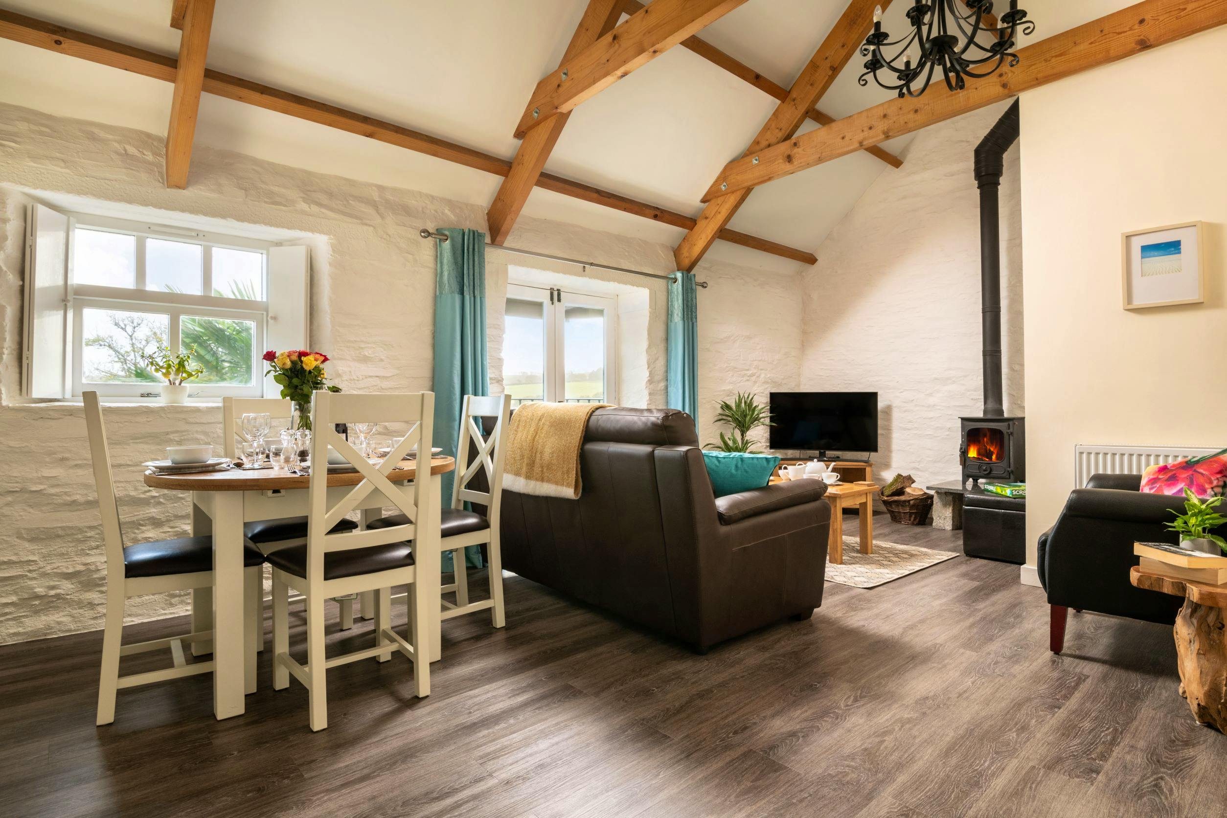 Rainbow Barn, open plan living