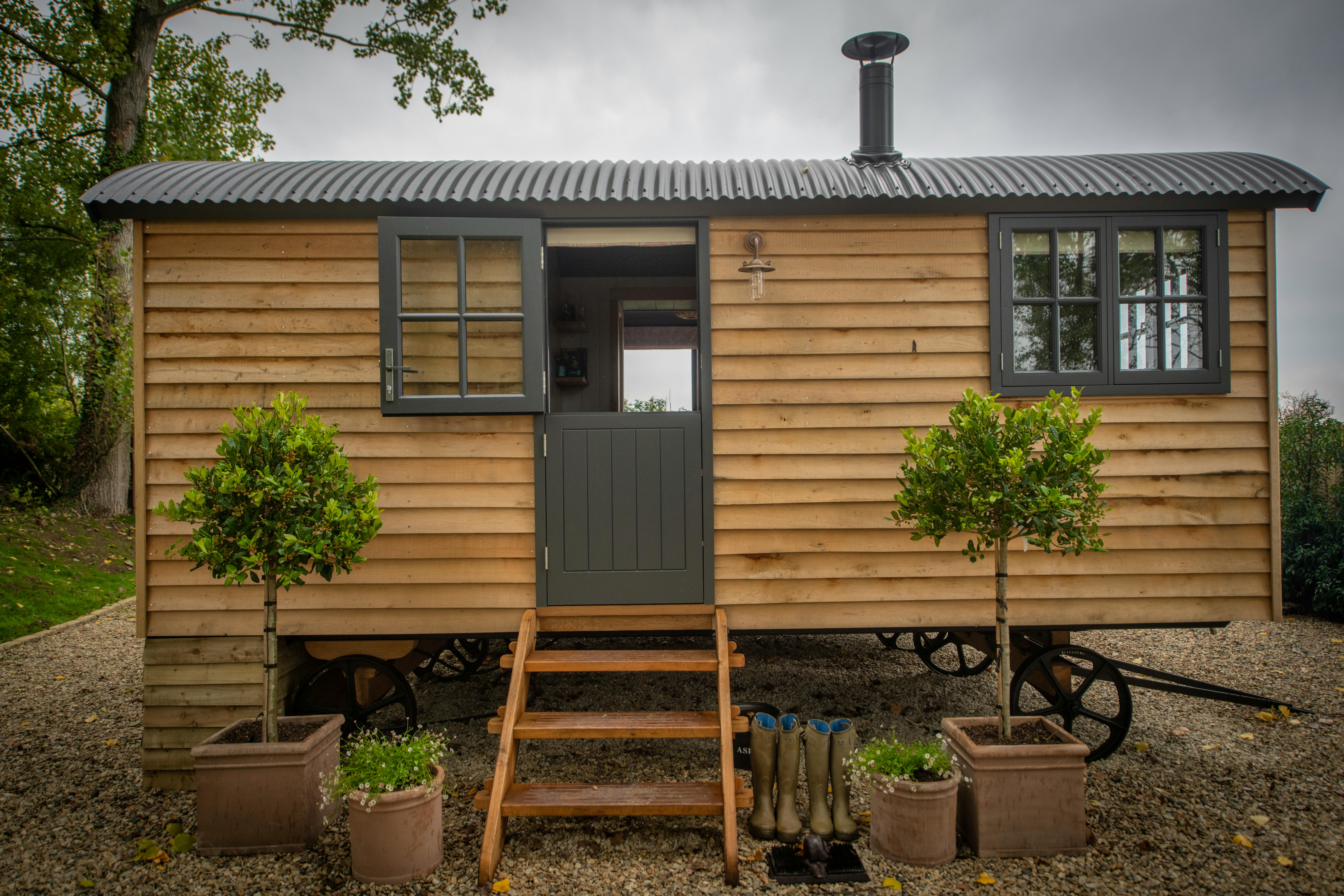 Cutest Cotswolds Hideaways