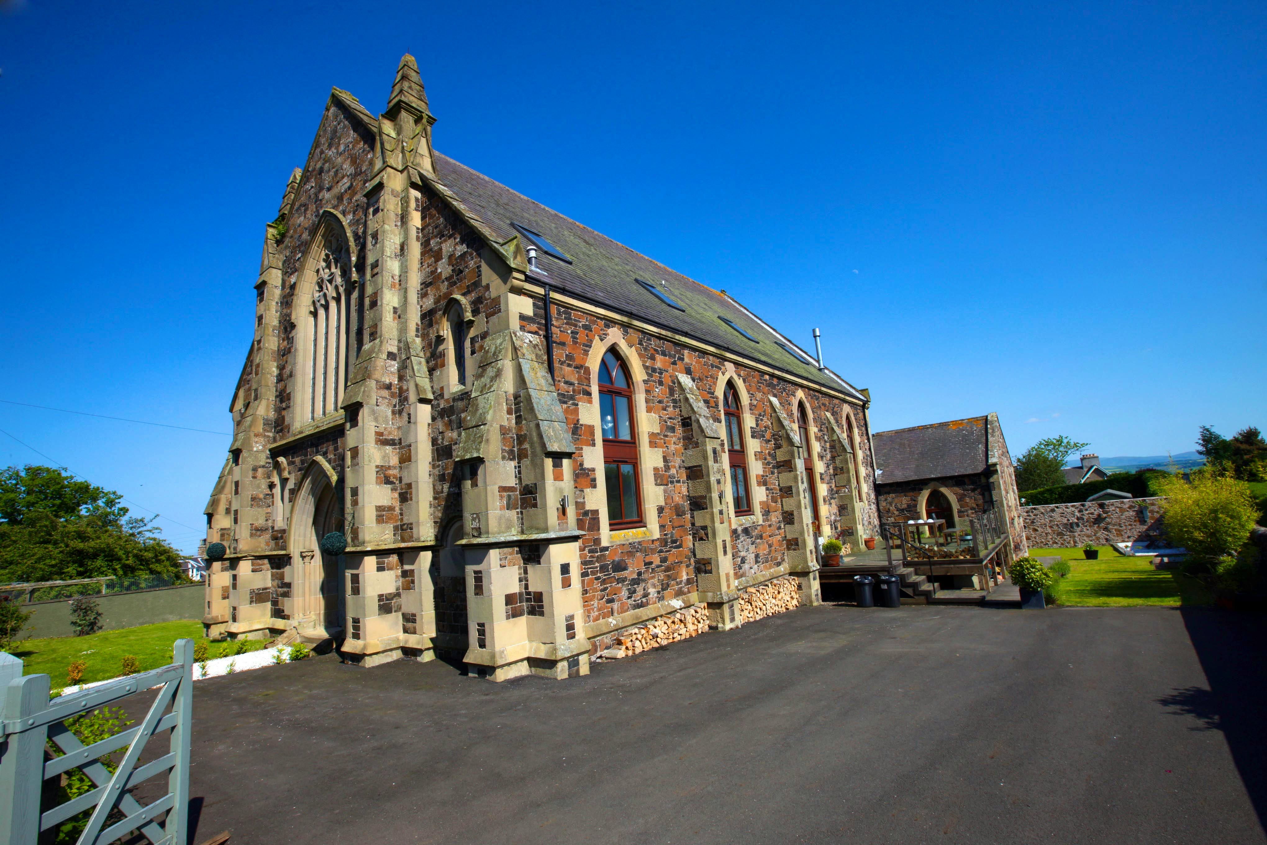 10 Cool Chapels & Churches