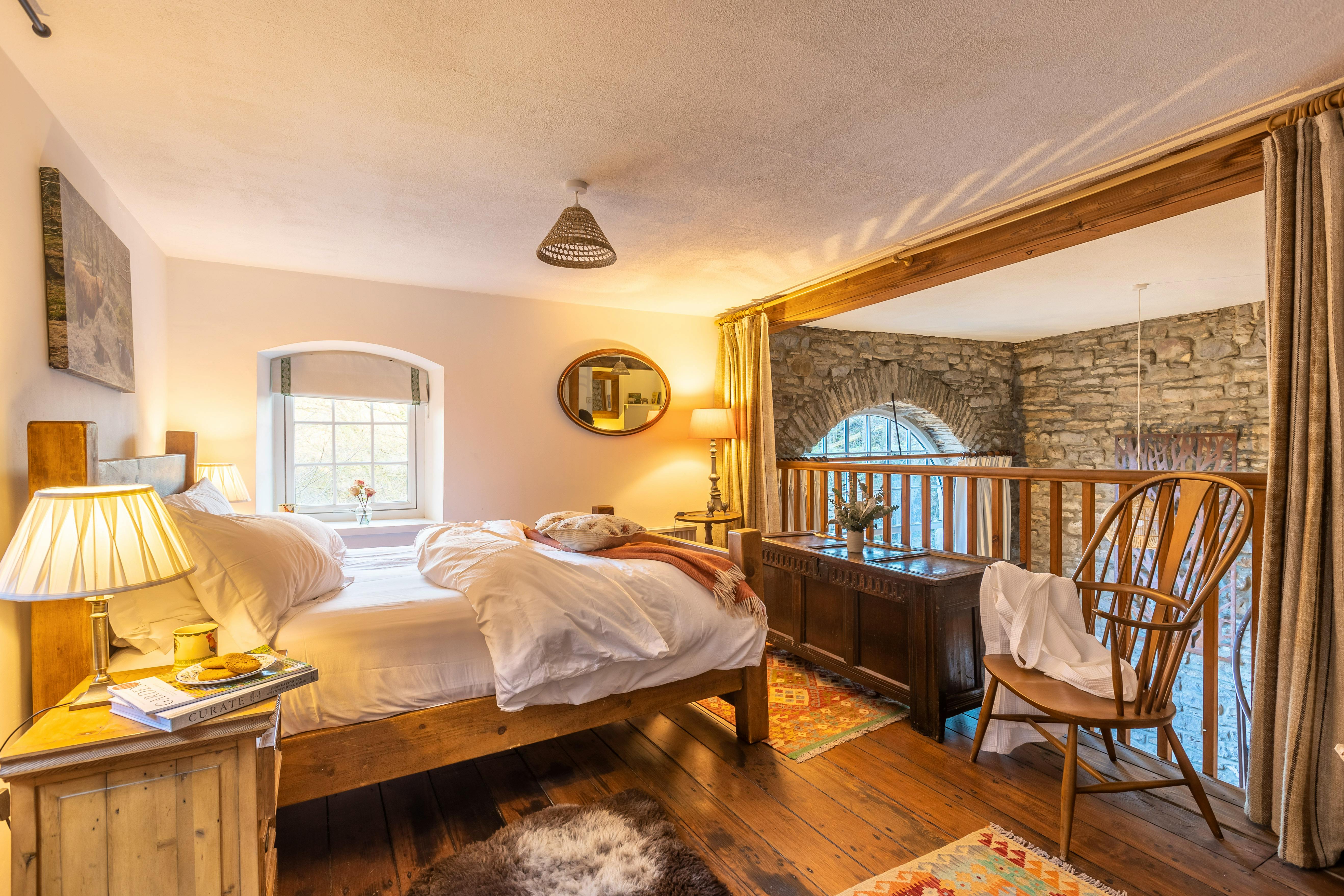 Best Stays To See Natural Phenomena