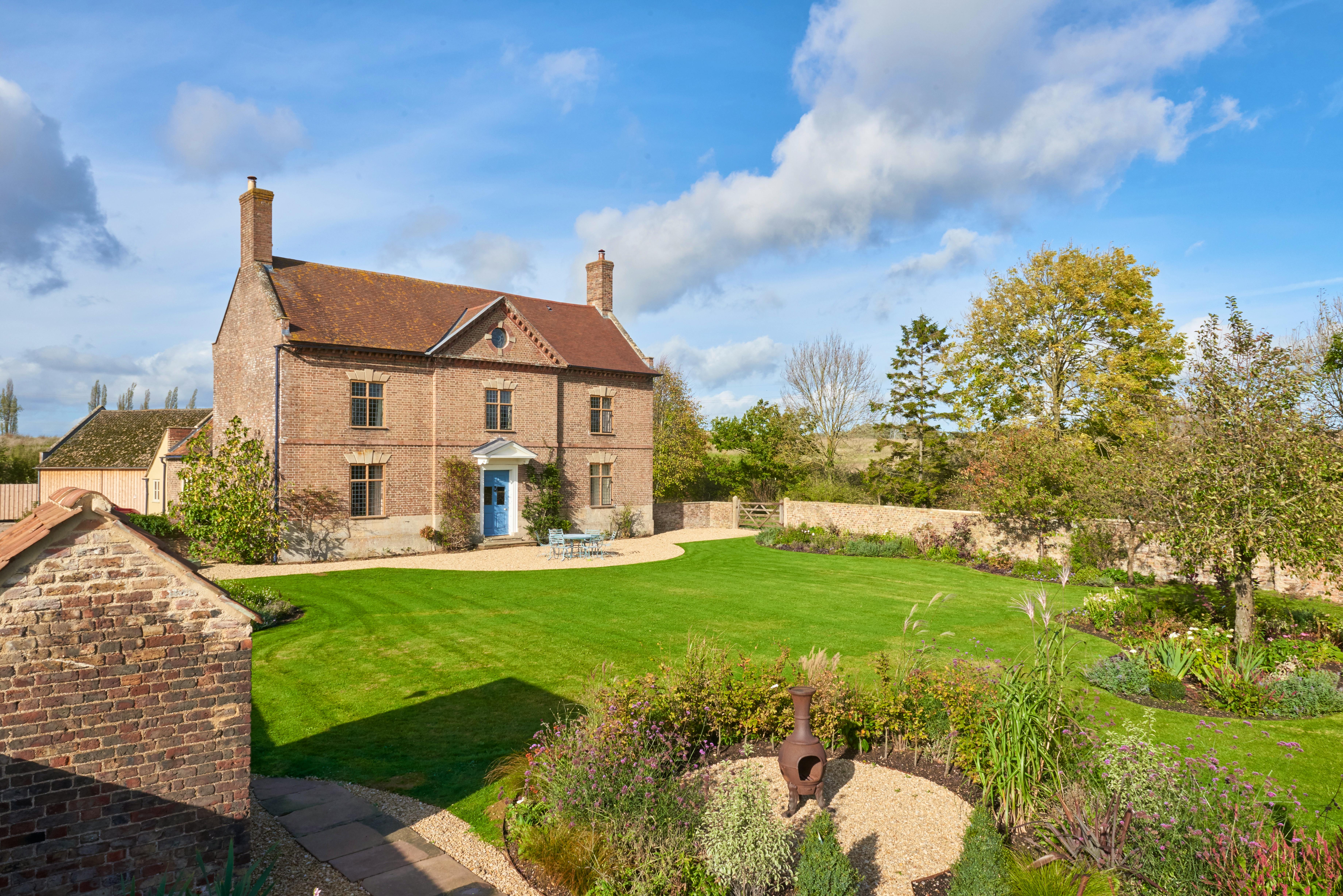 20 Charming Cotswolds Retreats