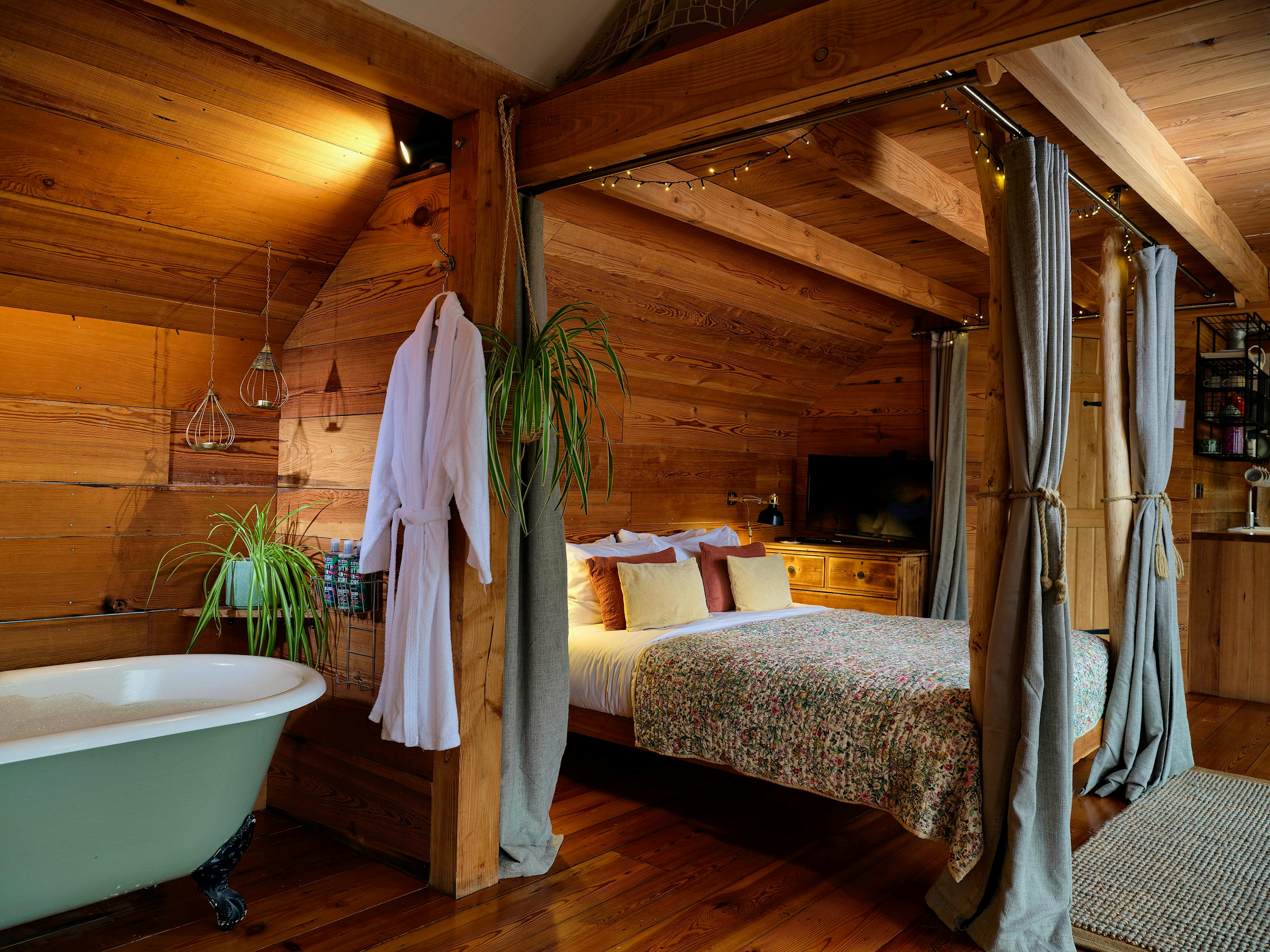 Stargazer Treehouse - Image 2