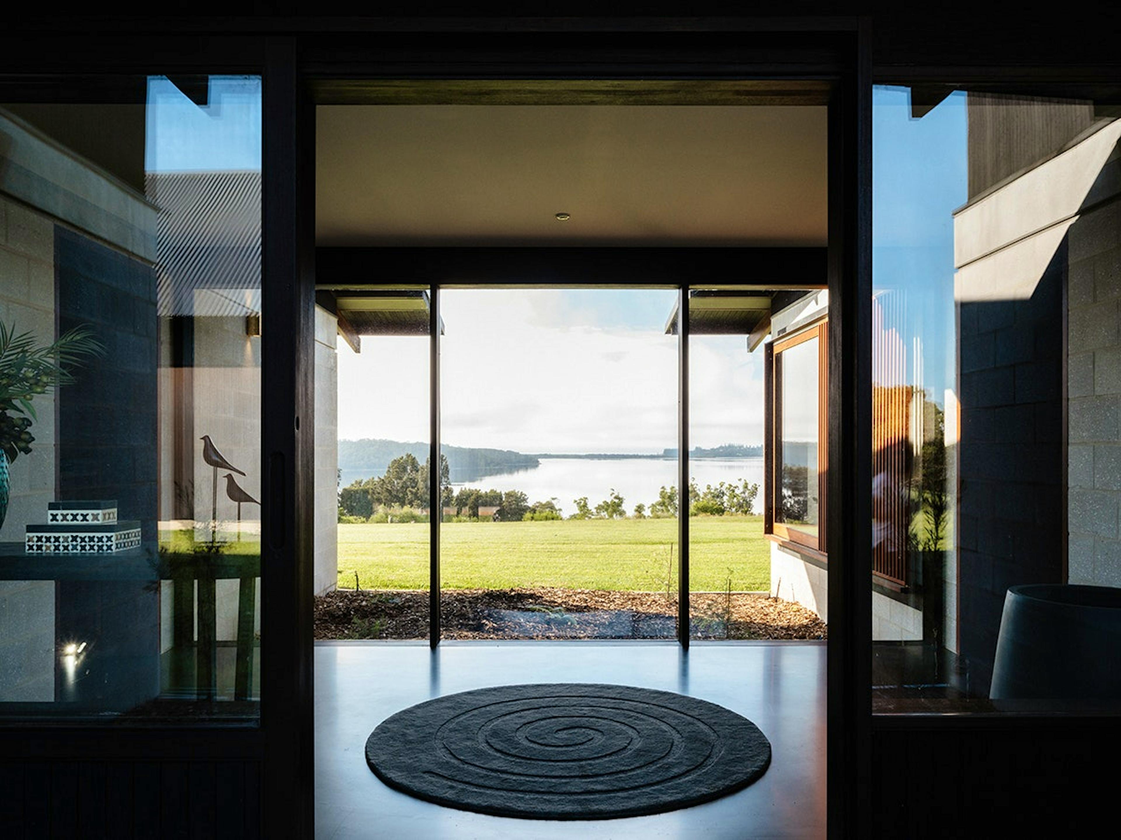 The Edge of the Earth - Image 3