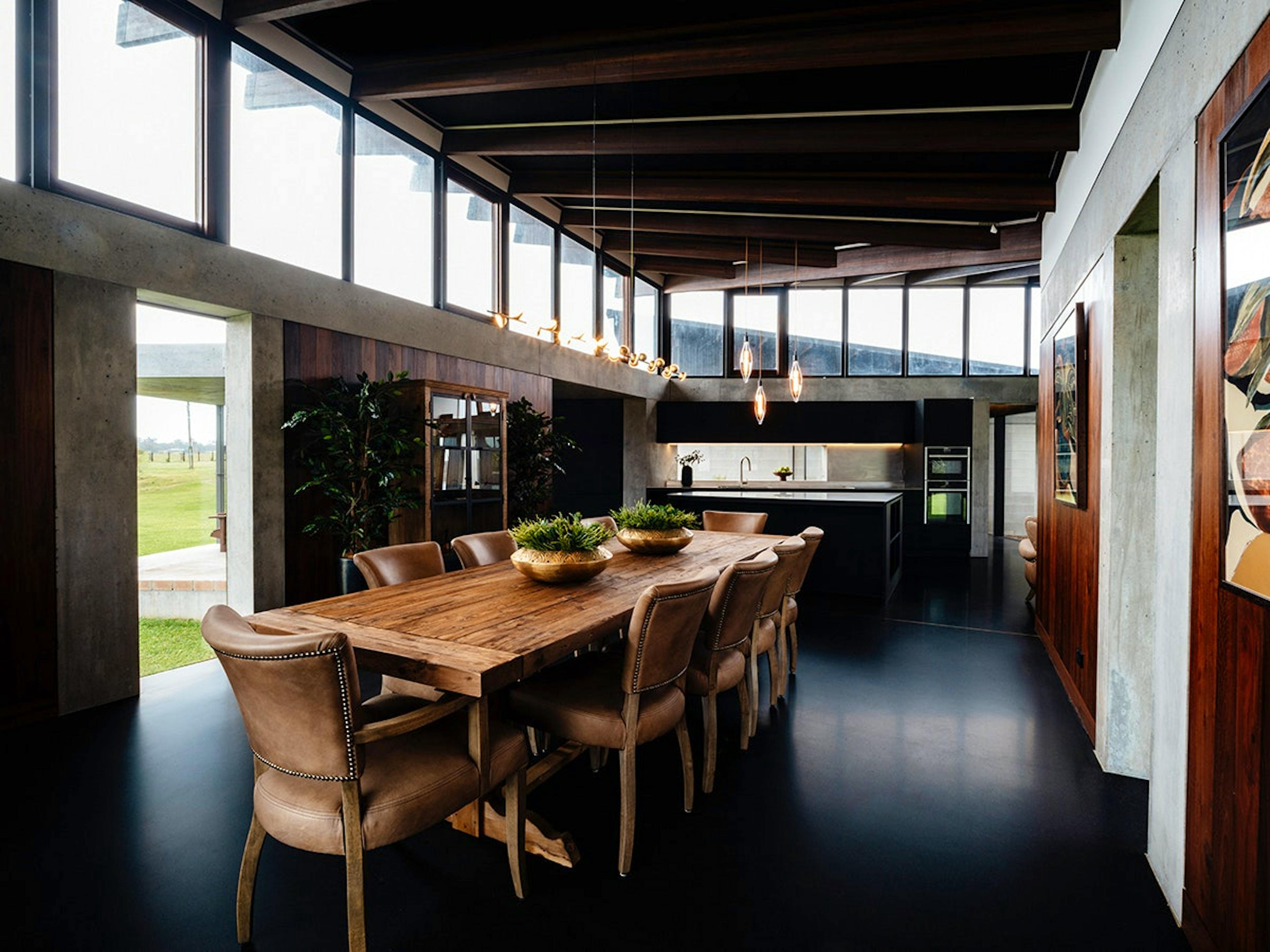 The Edge of the Earth - Image 6