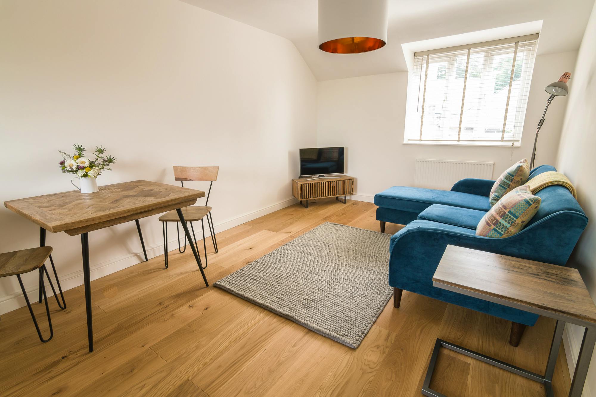 Cosy Corner Living/Dining