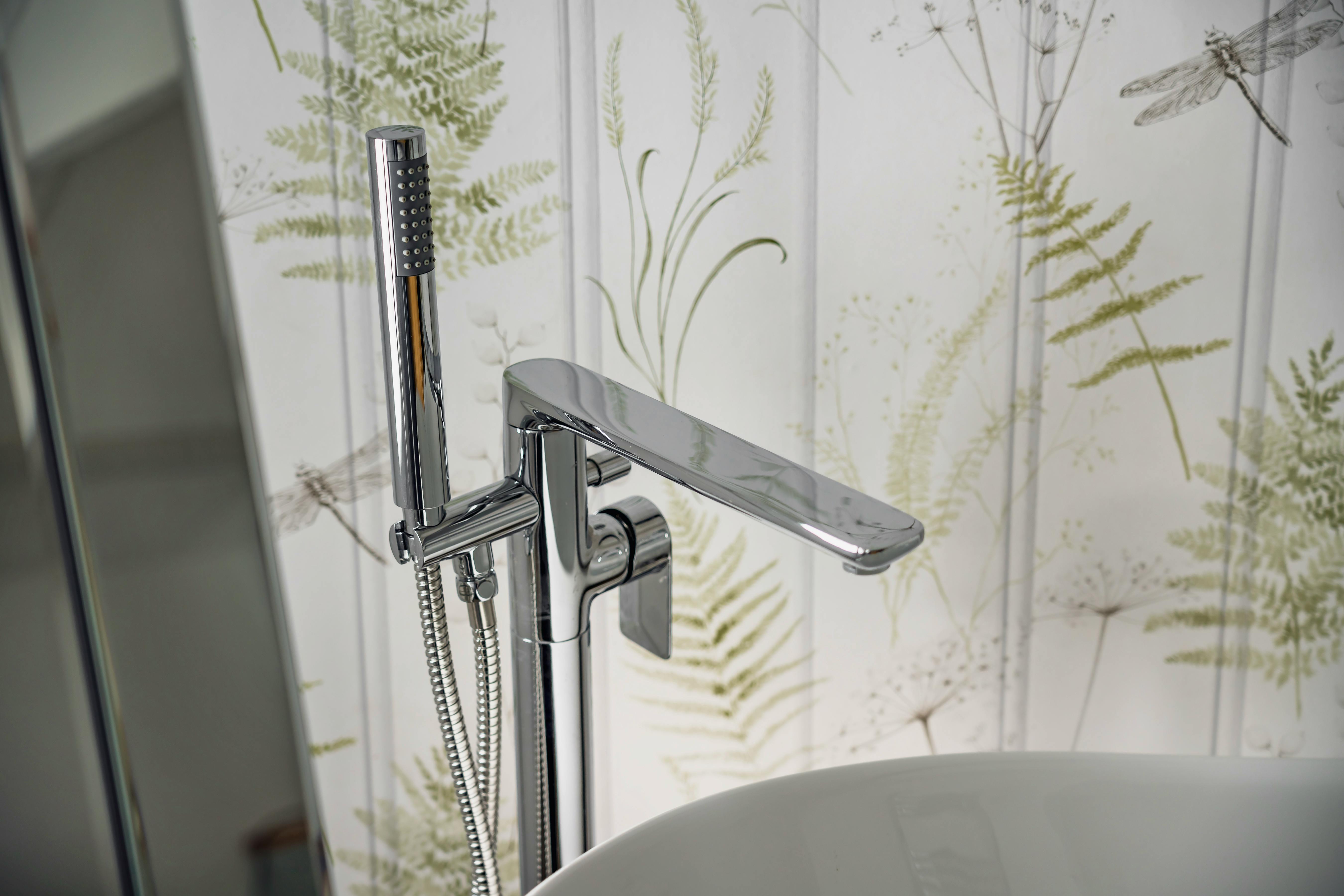 Master bedroom Bath detail