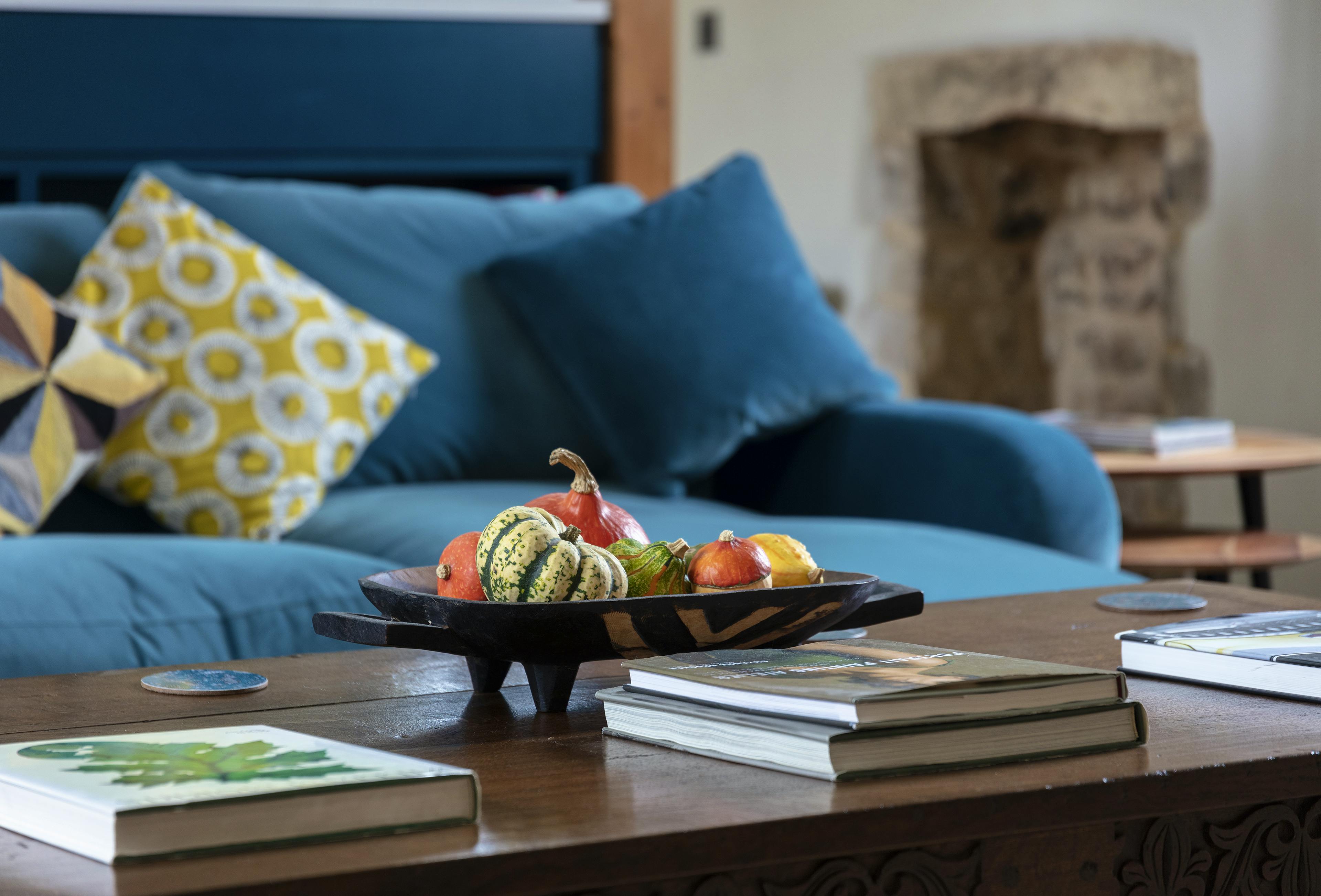 Luxurious \'Loaf\' chaise sofa 