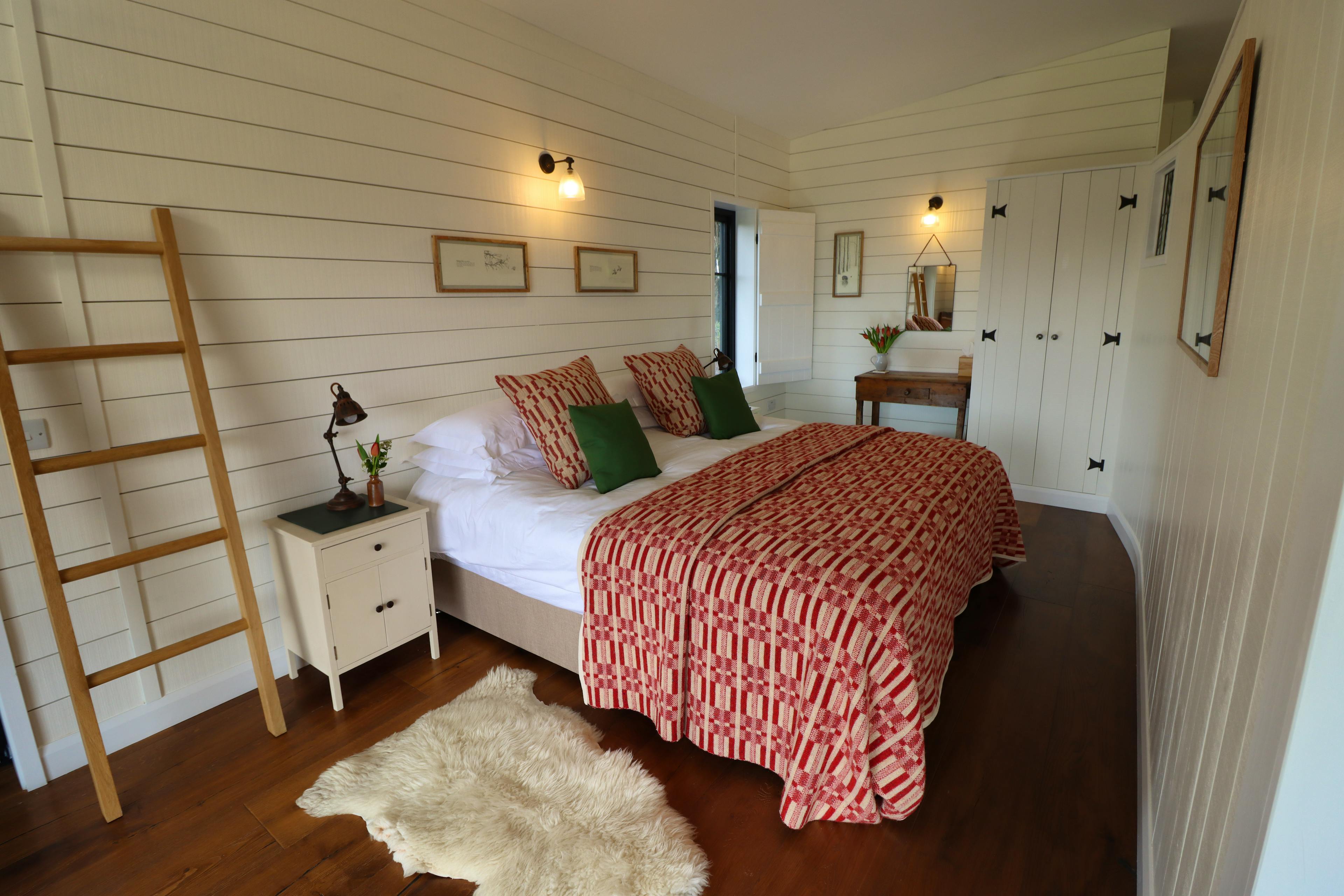 Hide Wales -The Pavilion - Image 2