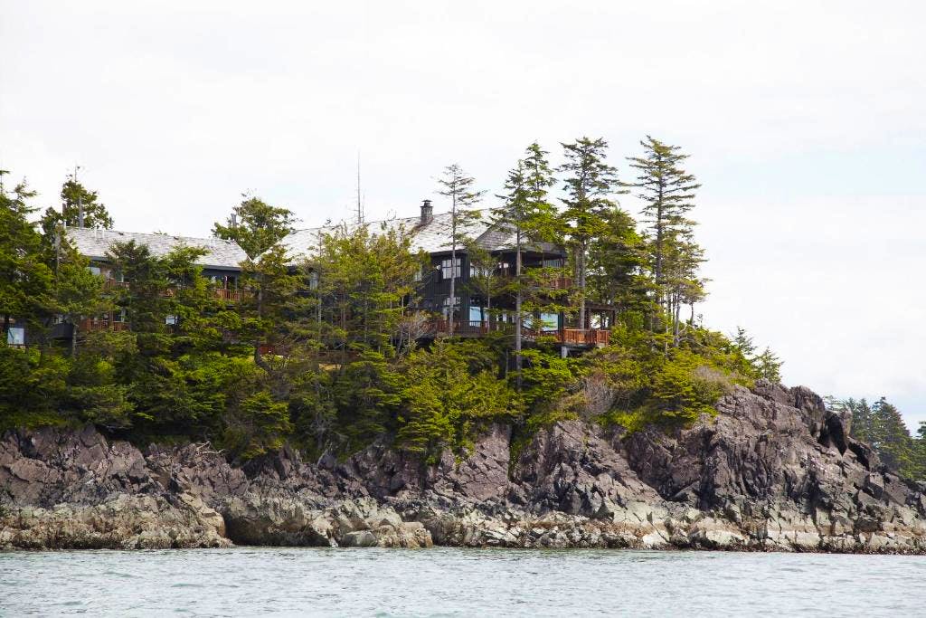 Middle Beach Lodge - Image 1