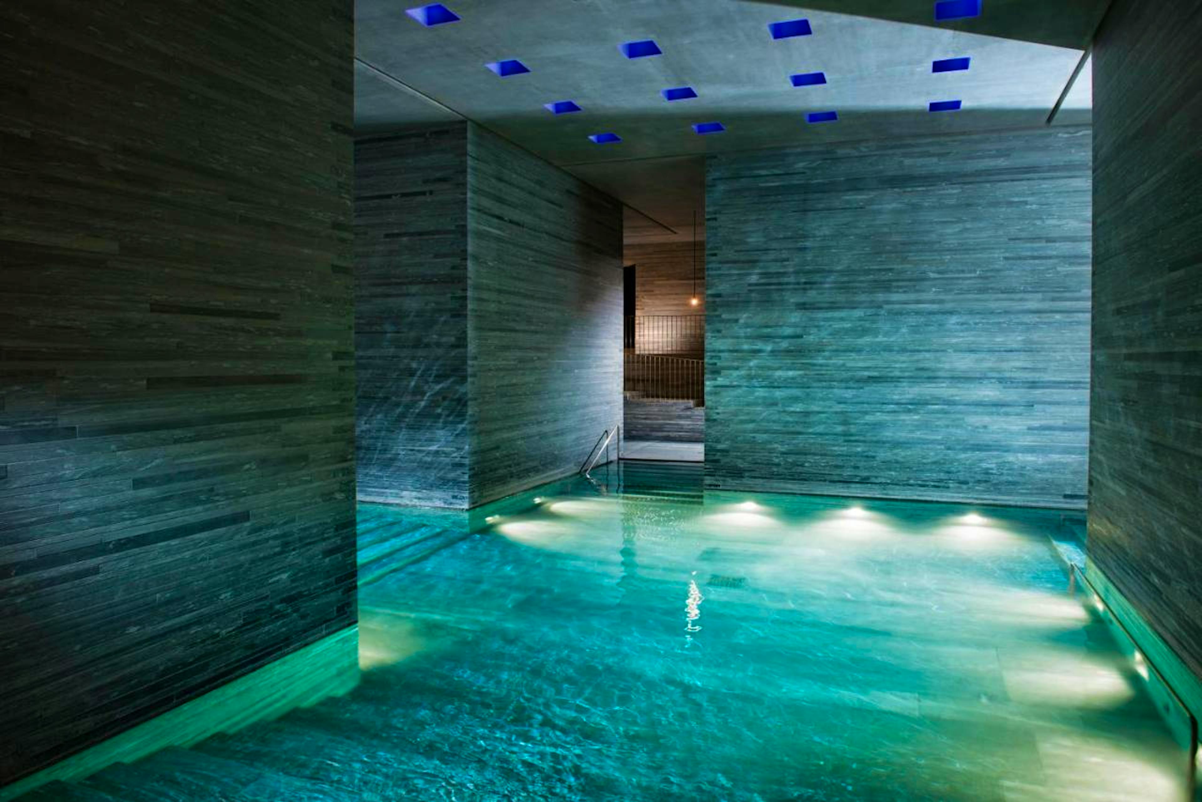 7132 Hotel - Image 4