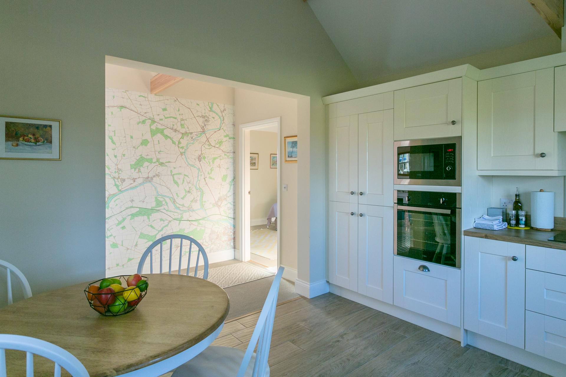Spacious kitchen and dining area