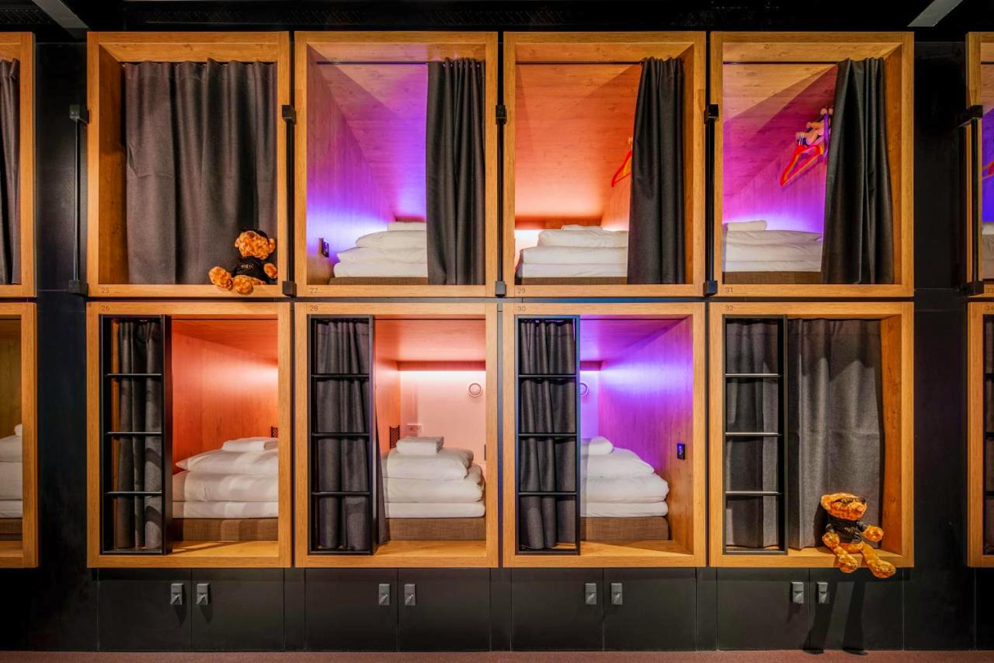 BUNK Hotel Amsterdam - Image 3