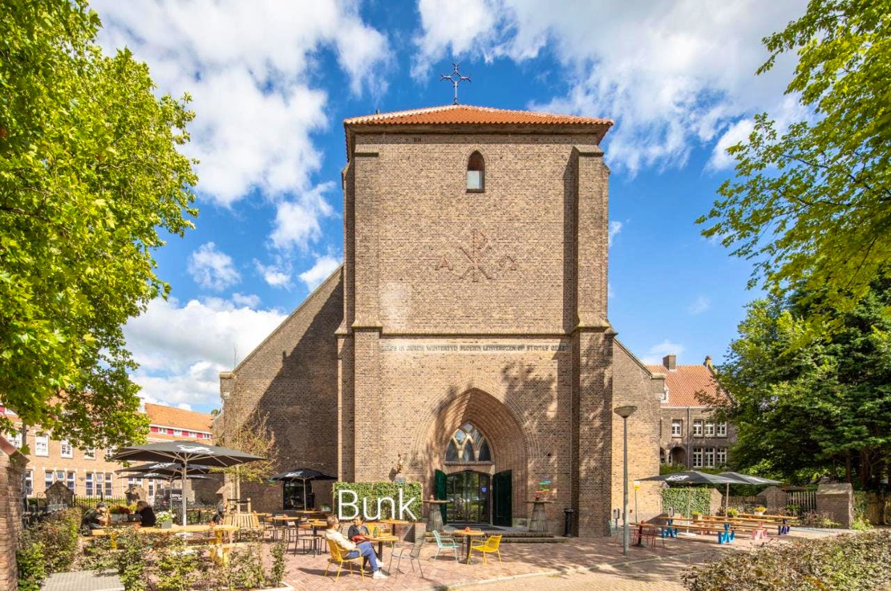 BUNK Hotel Amsterdam - Image 1