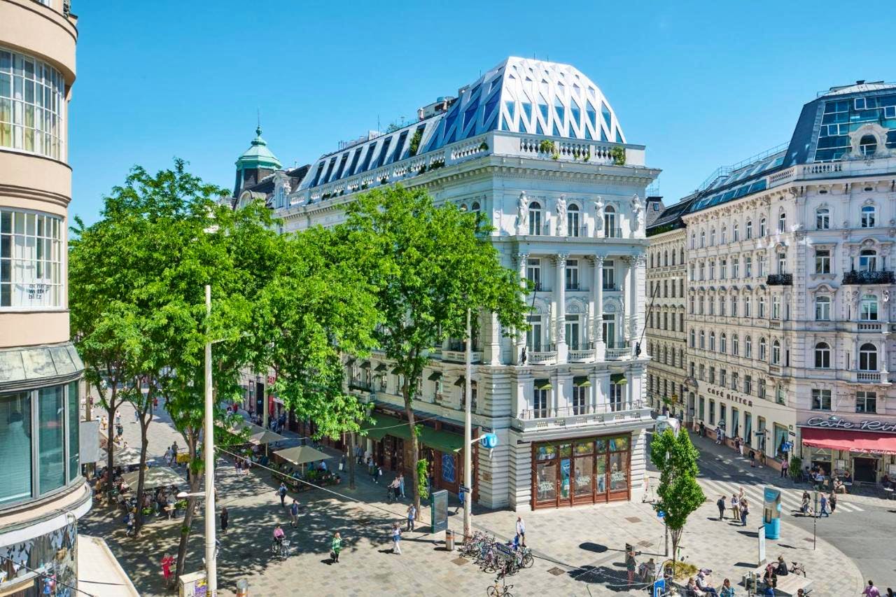 Hotel MOTTO - Image 1