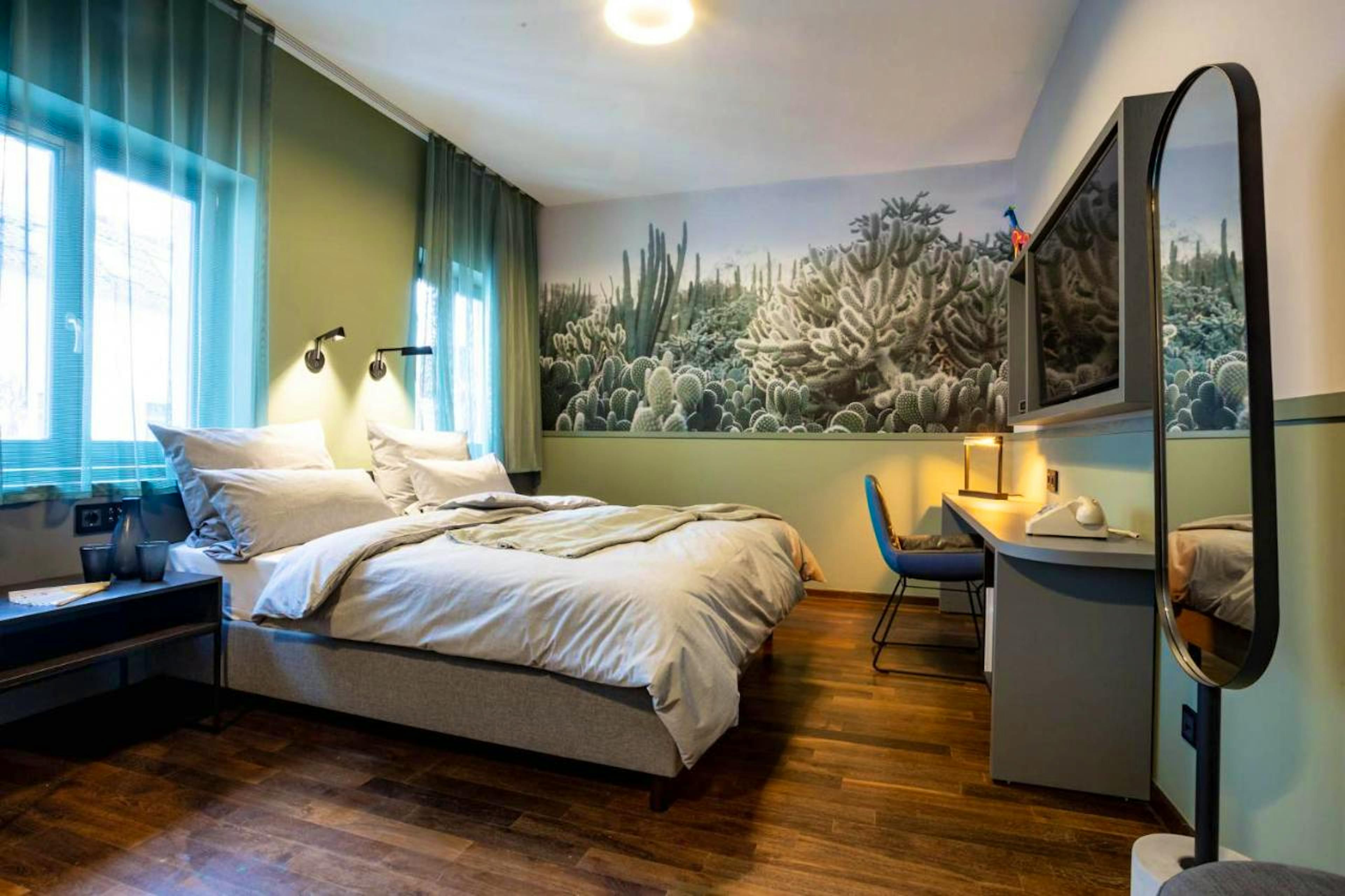 The Circus Hotel - Image 2