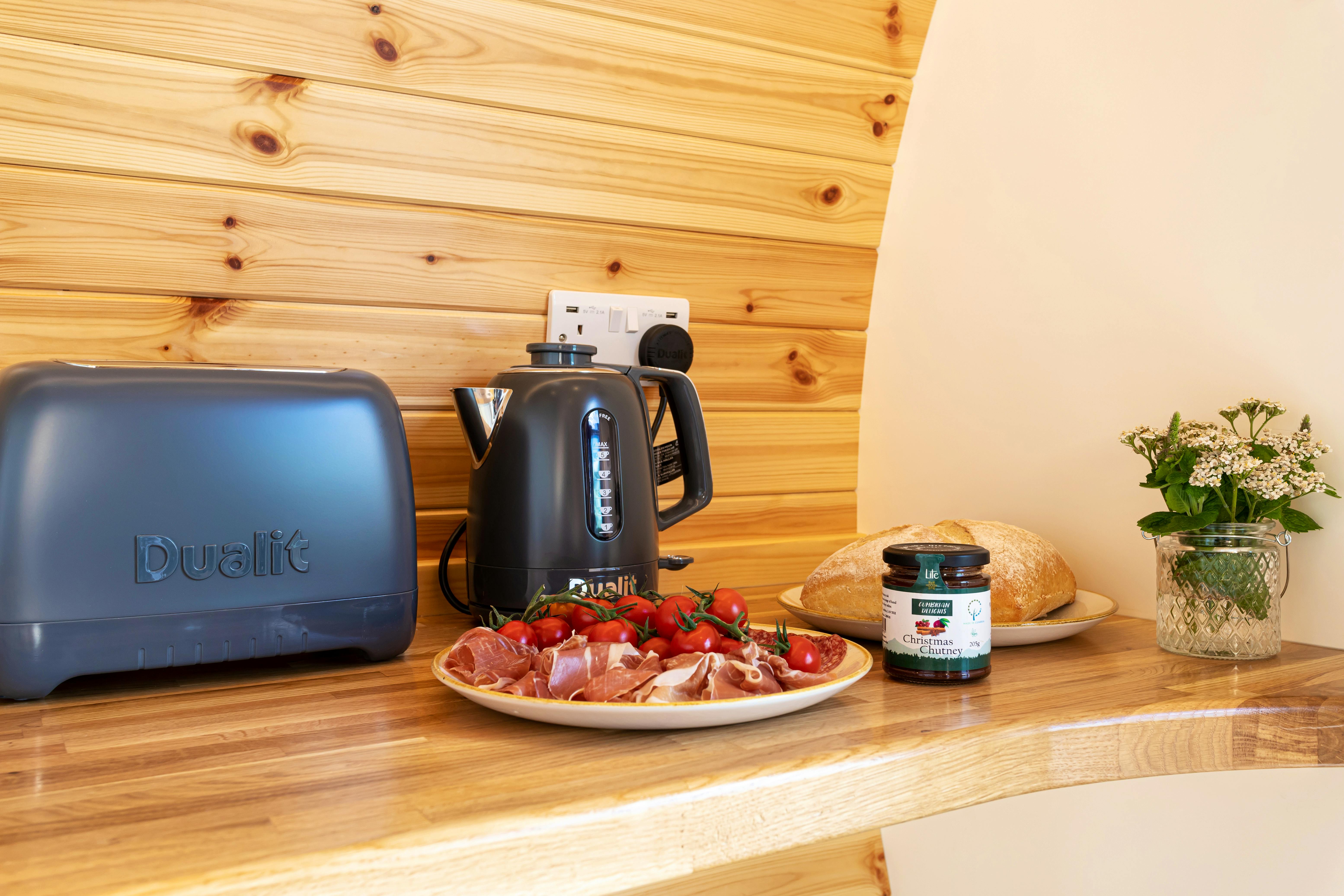 Little Heaning - Breakfast Bar