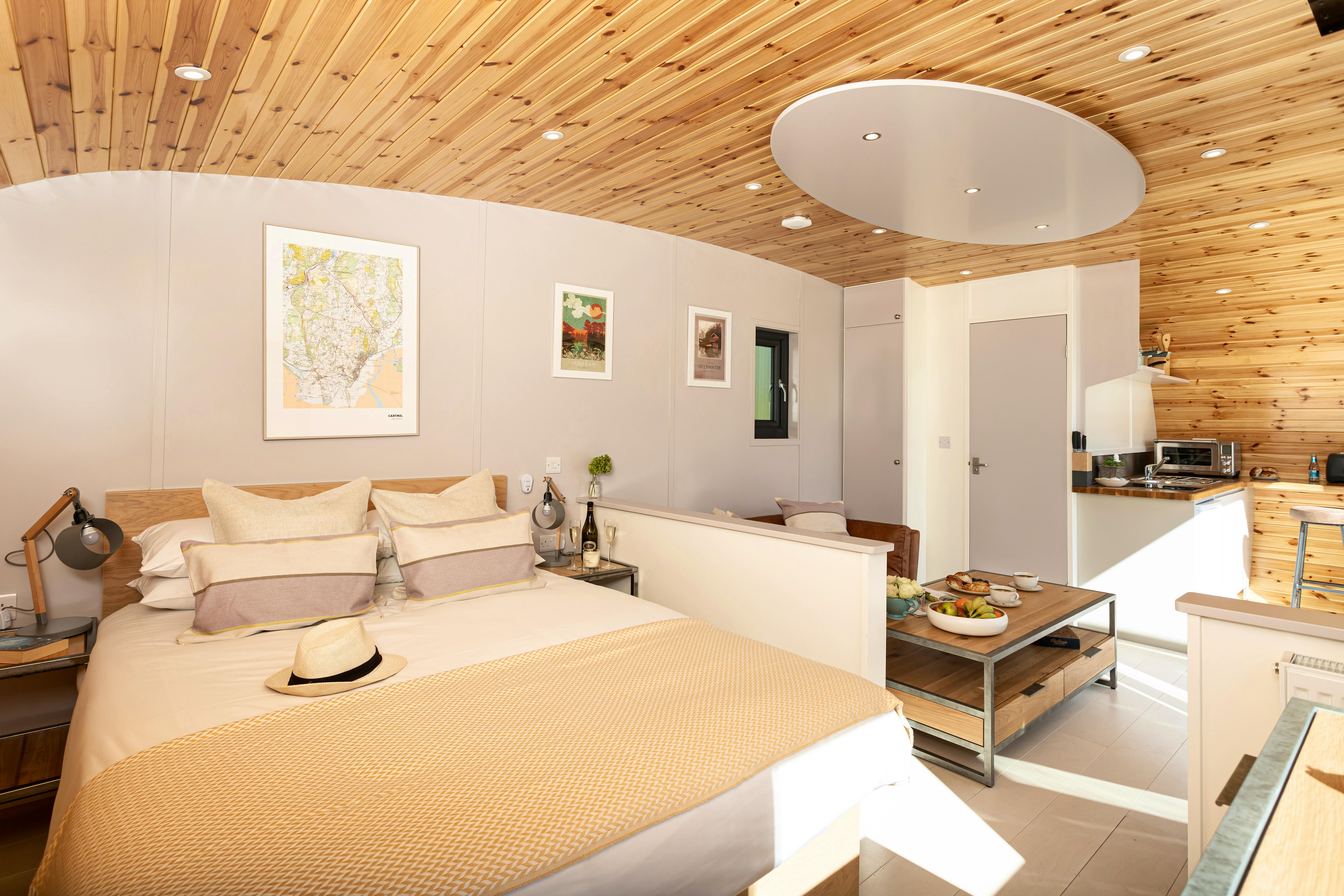 Little Heaning - interior