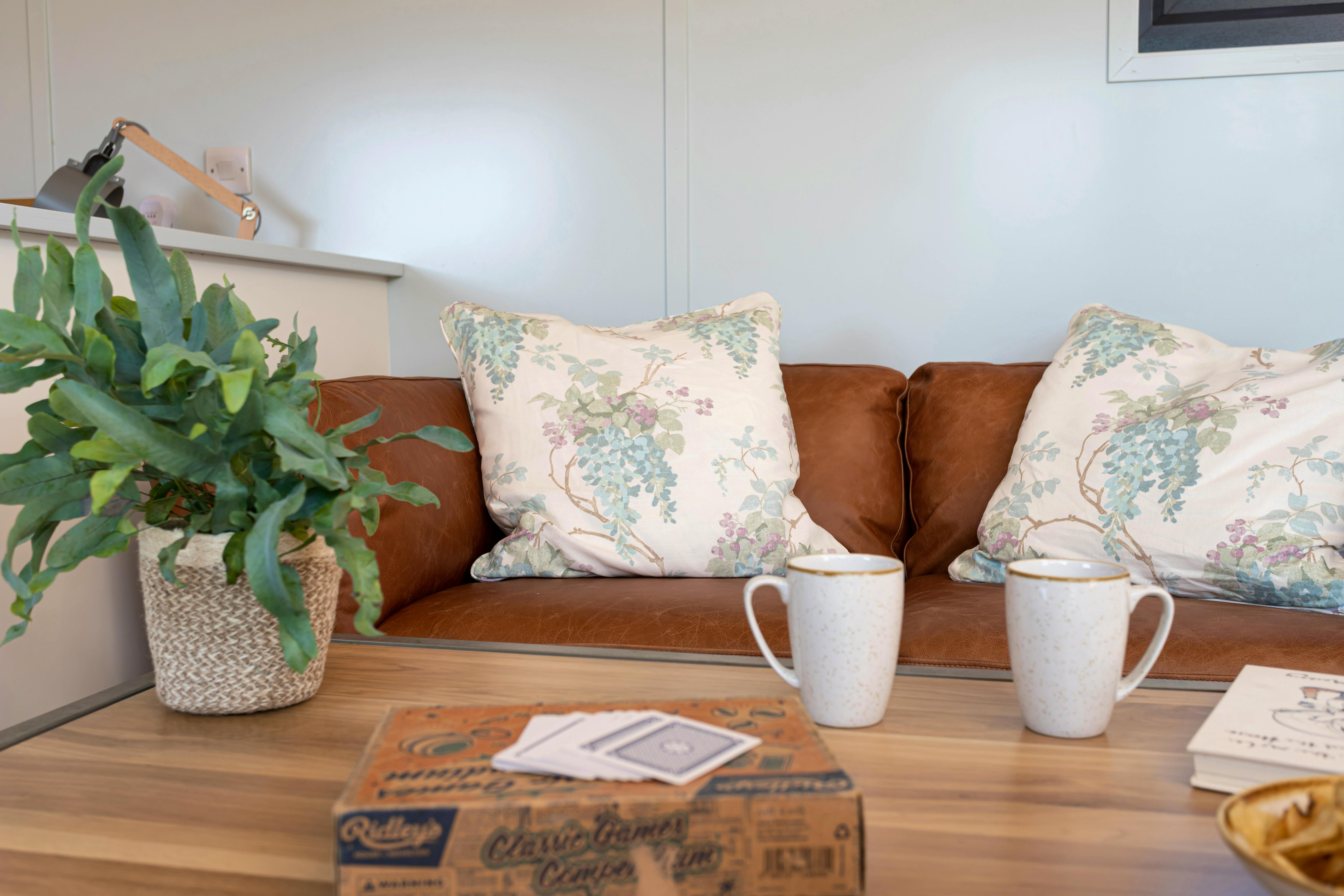 Low Longlands - Interior