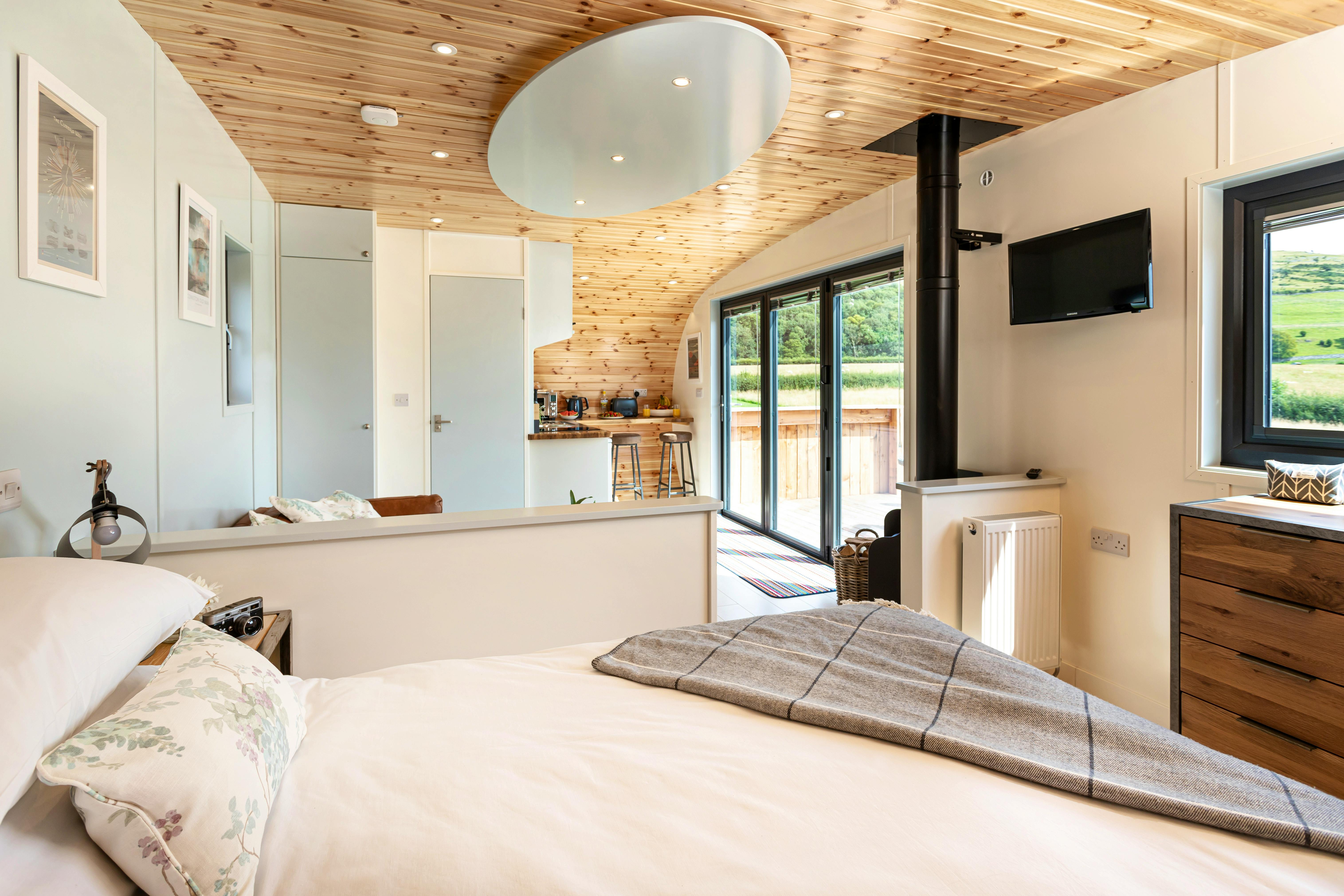 Low Longlands - Interior