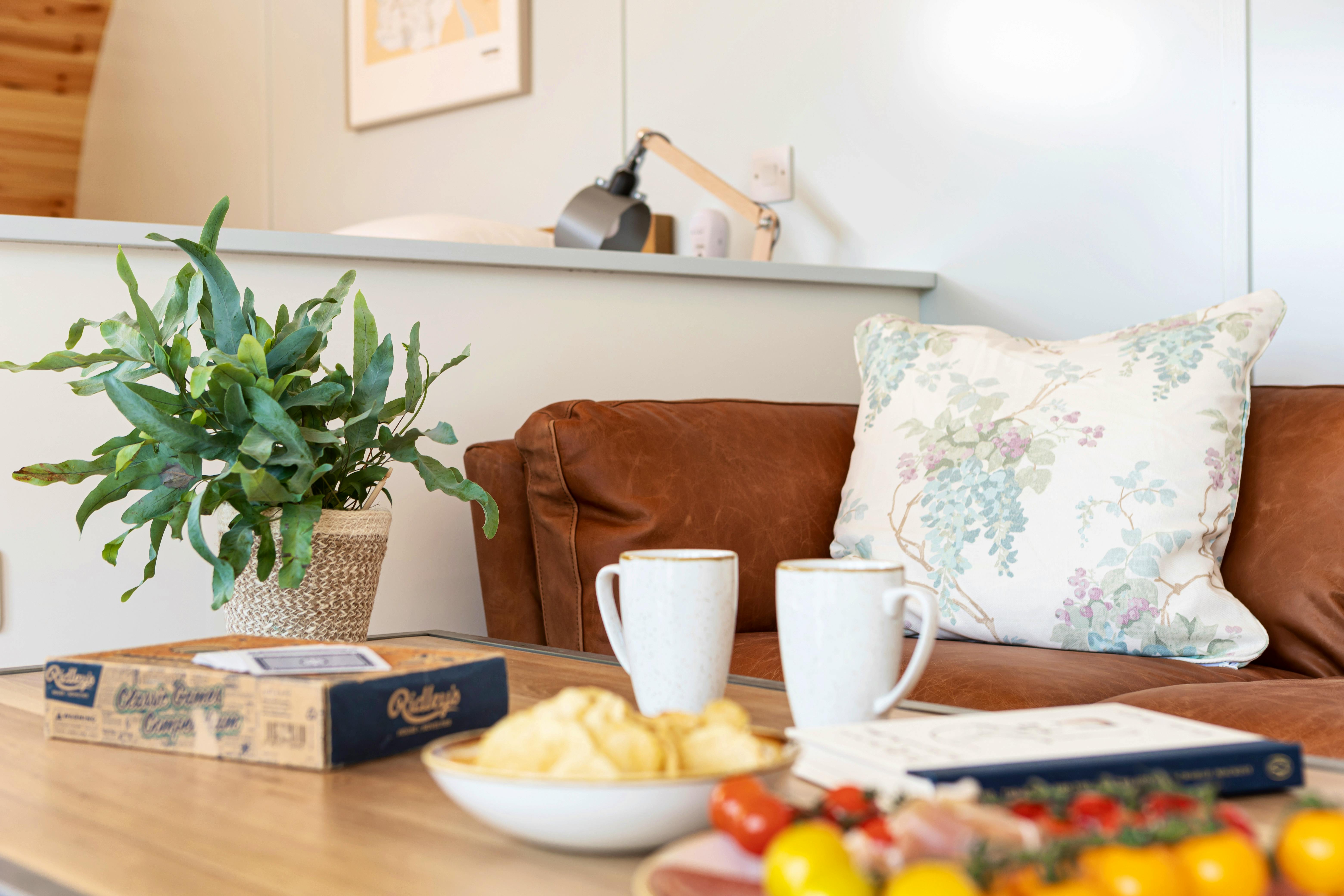 Low Longlands - Interior