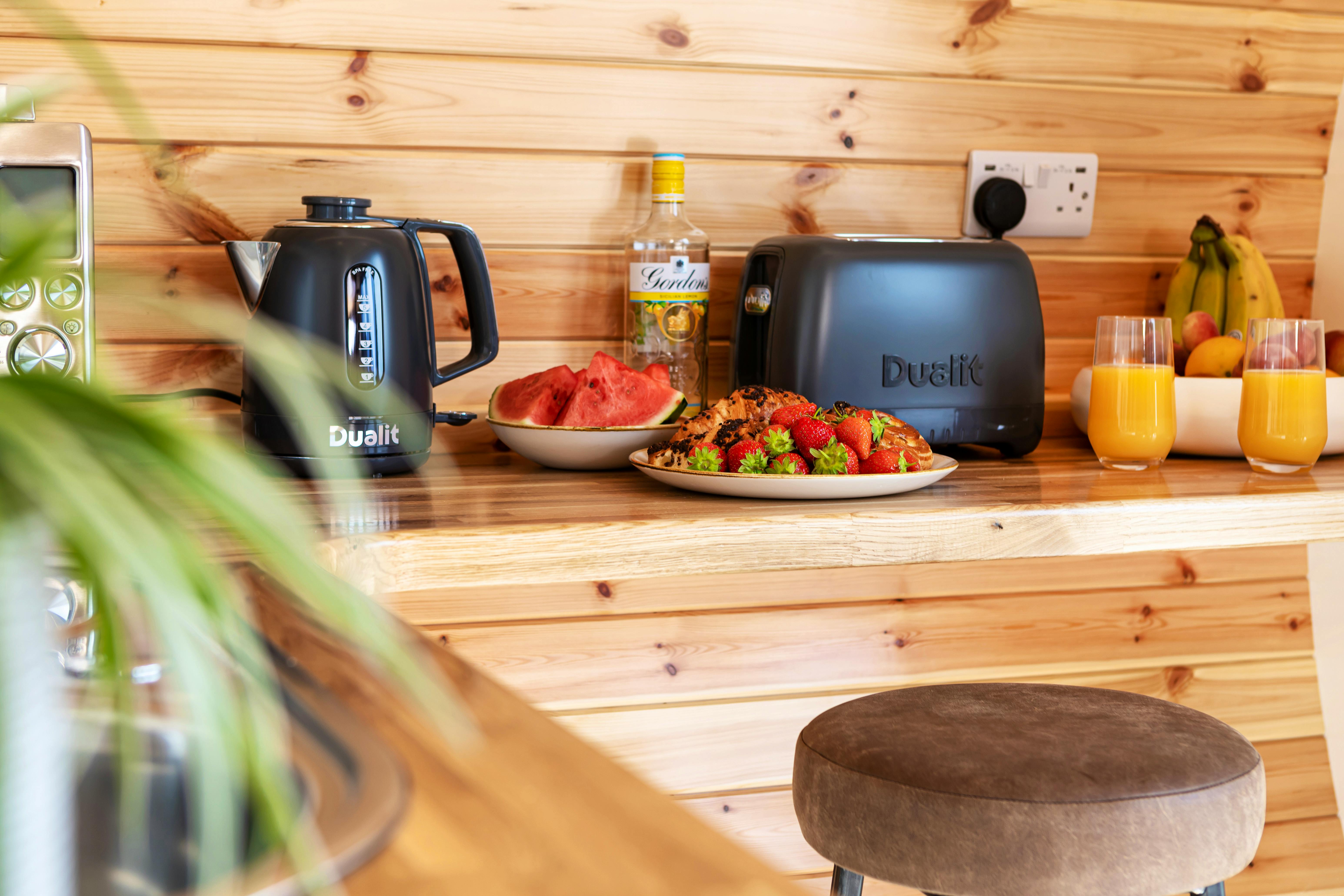 Low Longlands - Breakfast Bar