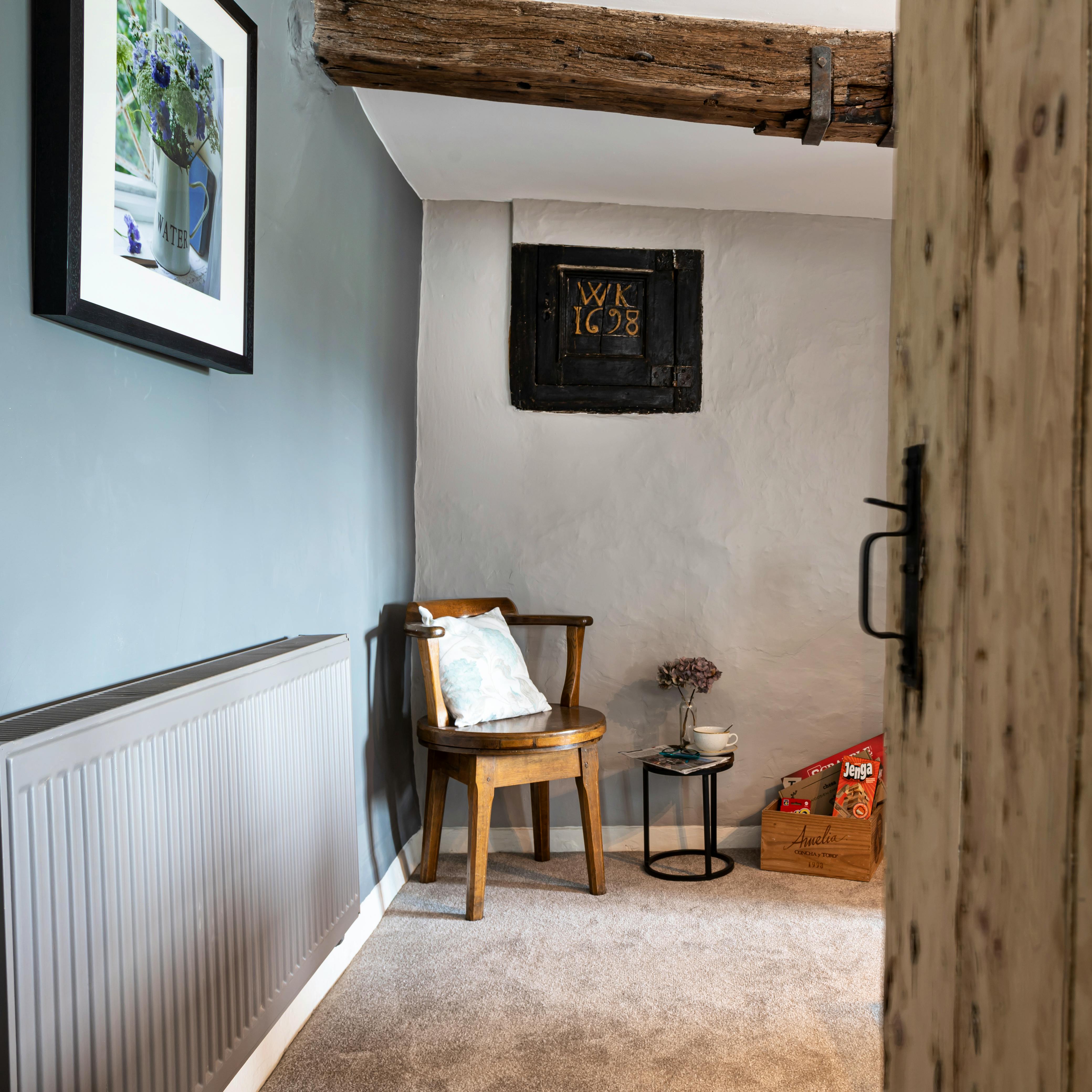 Hall way to living room door