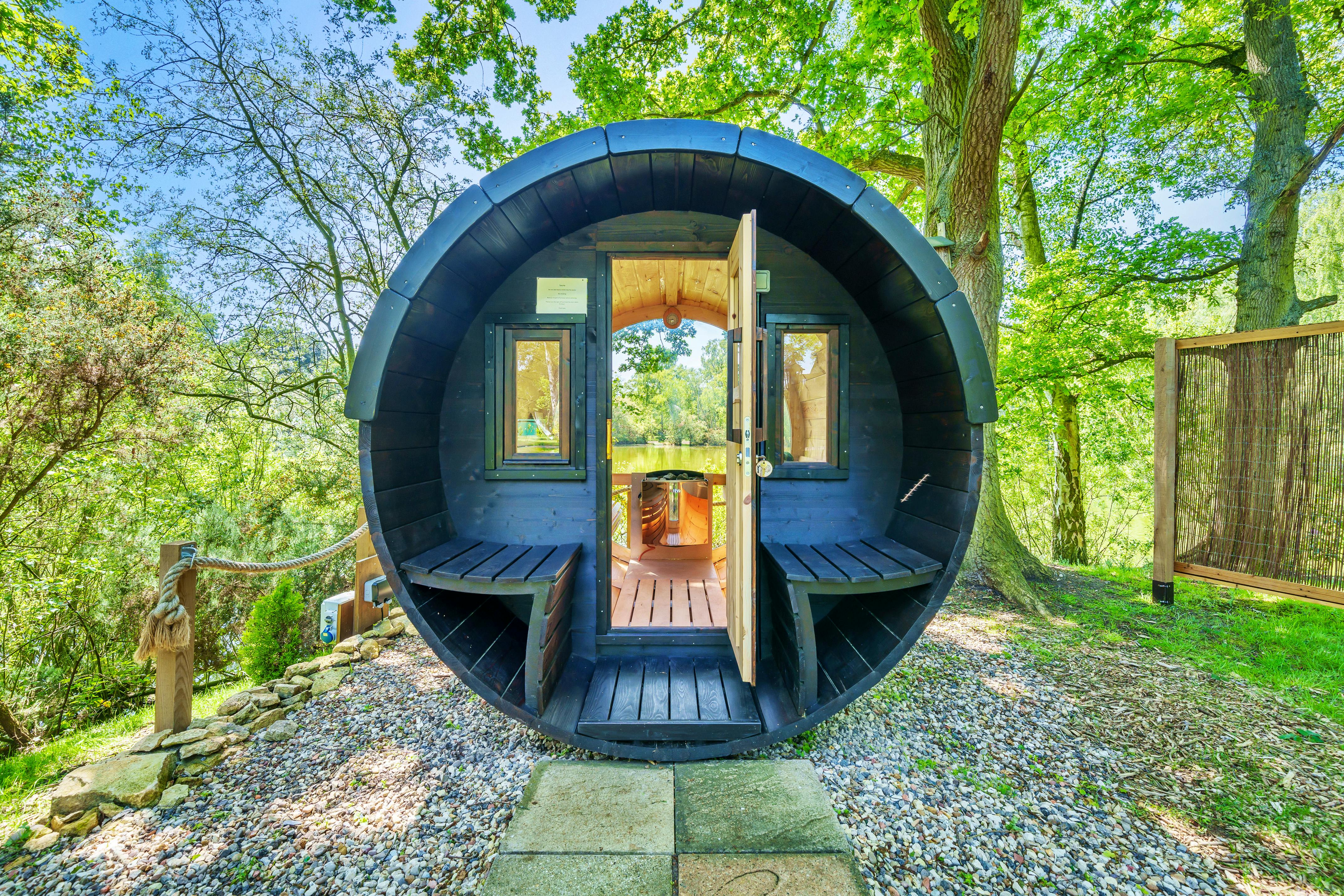 Gate House Lodge Cosy timber lodge