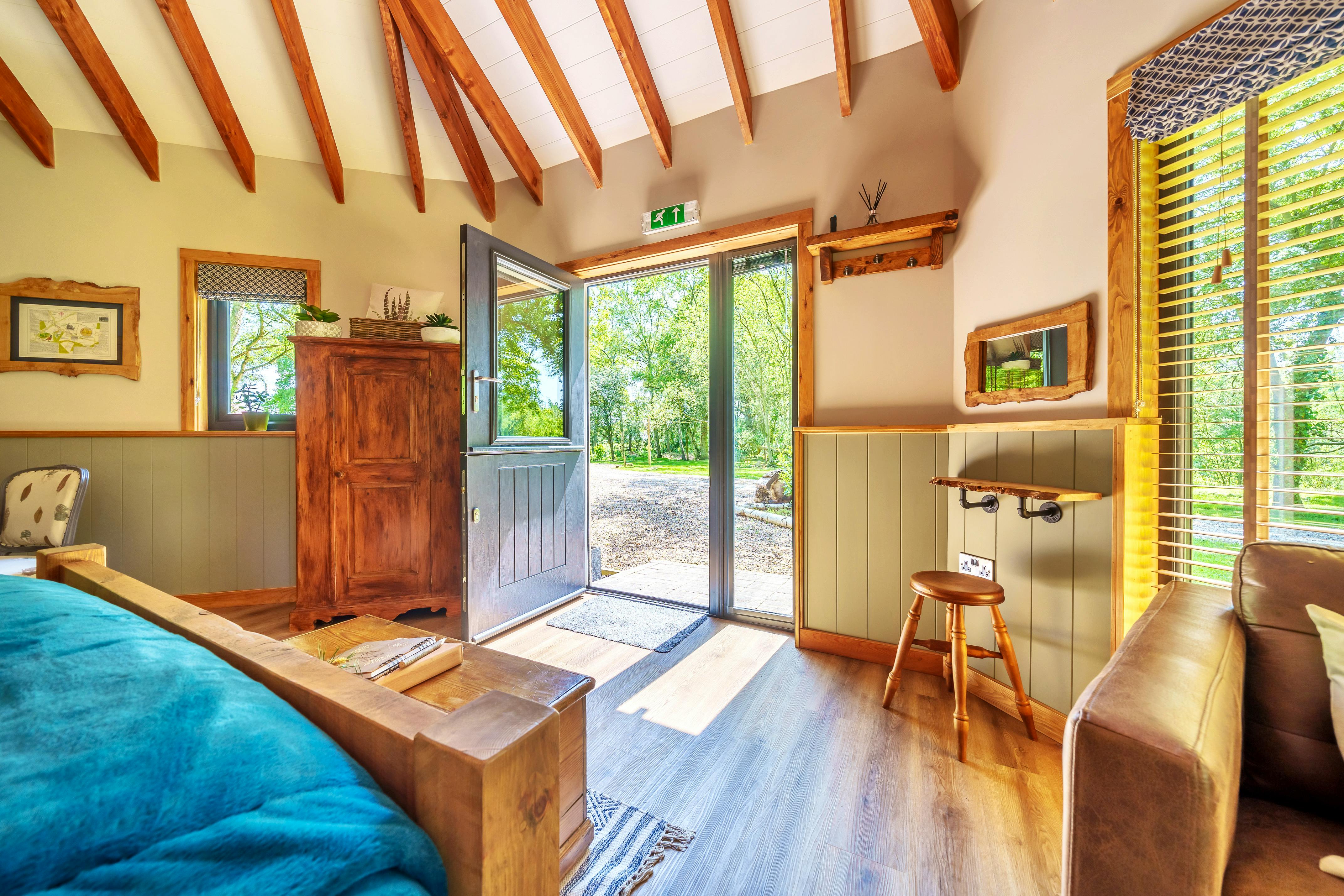 Gate House Lodge Cosy timber lodge