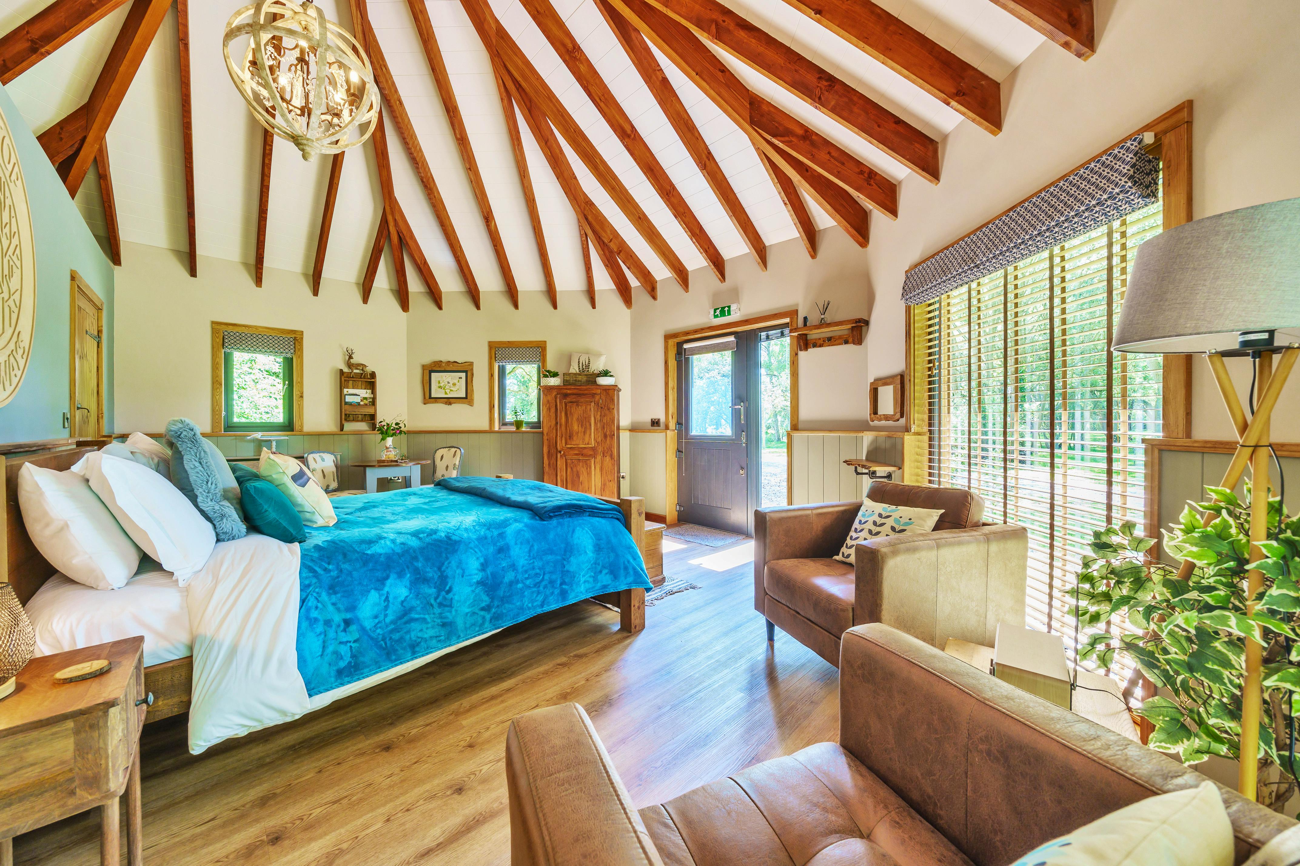 Gate House Lodge Cosy timber lodge