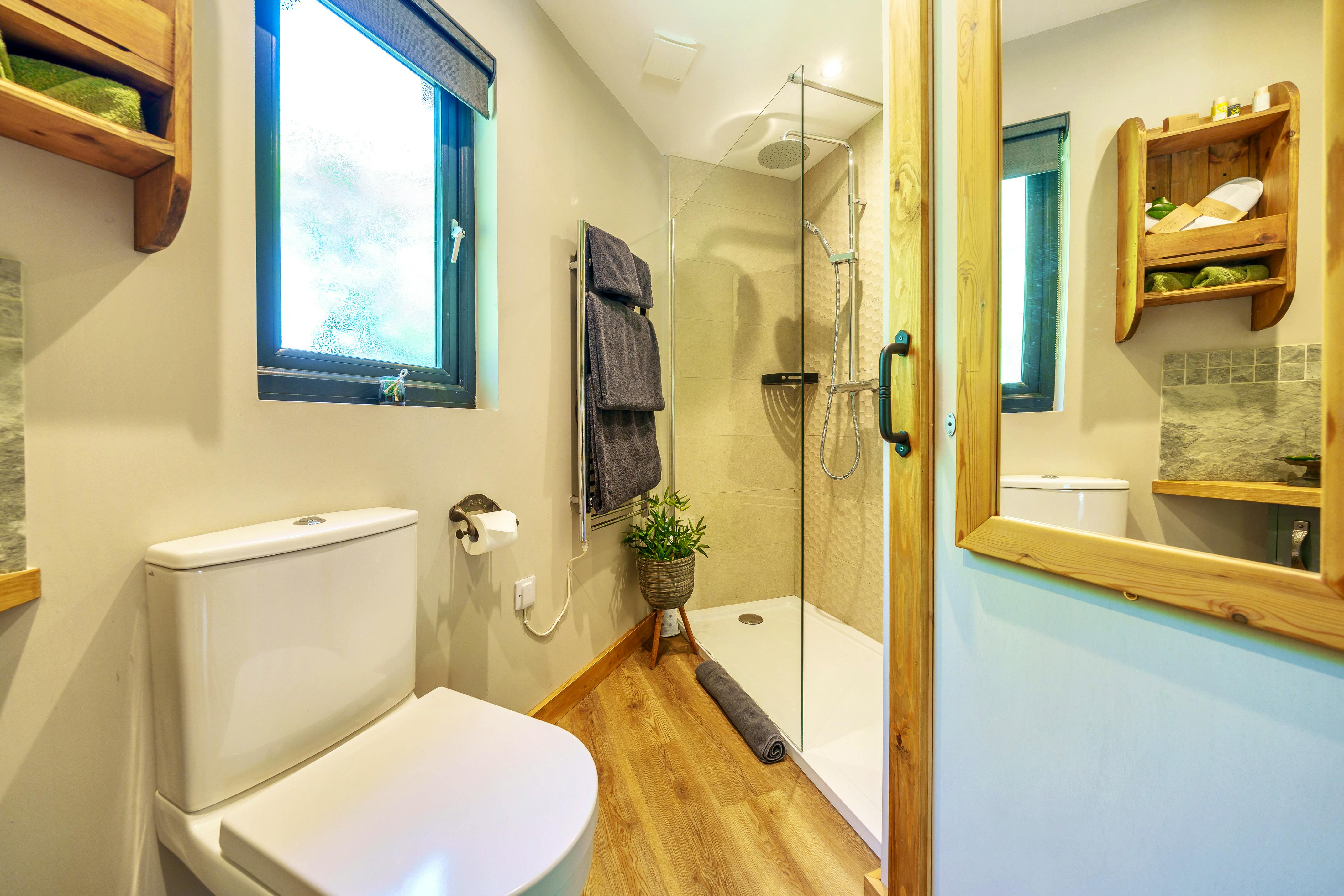 Gate House Lodge Cosy timber lodge