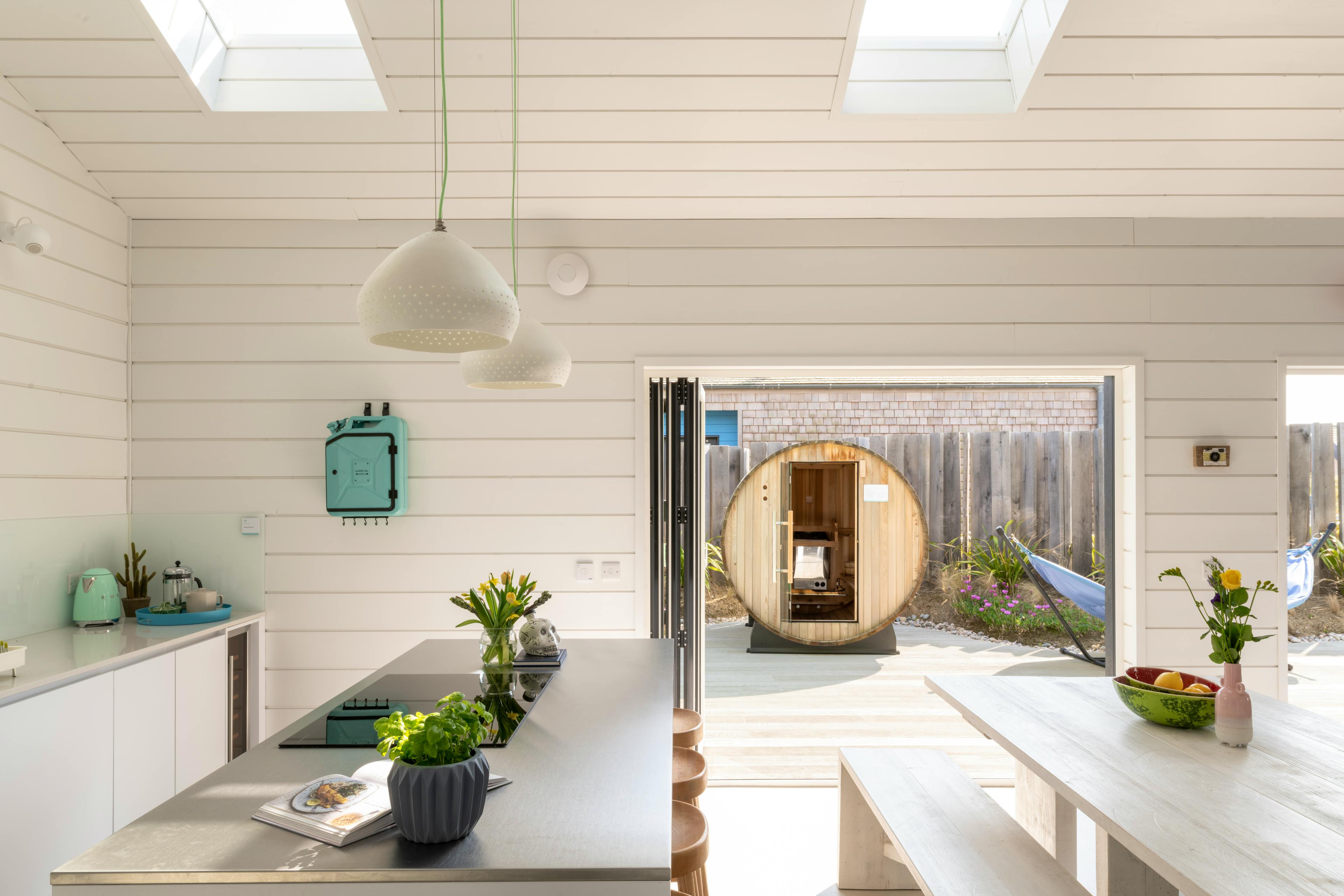 Two Bed Beach House at Three Mile Beach - Image 1