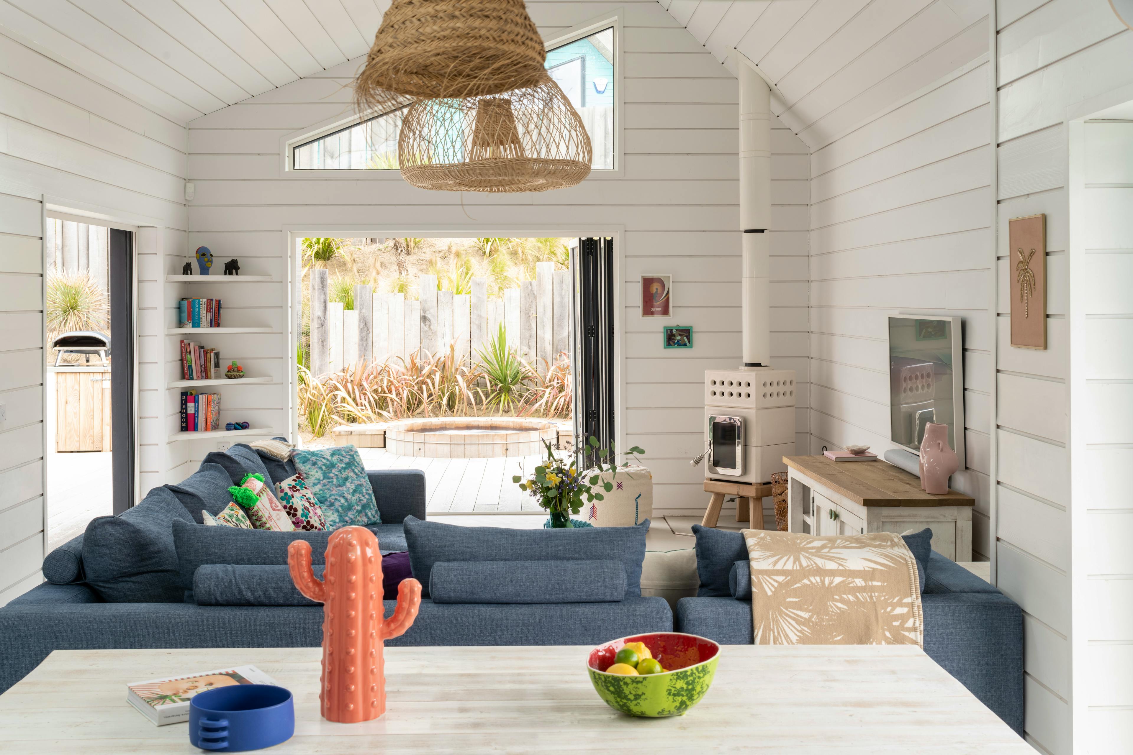 Four Bed Beach House at Three Mile Beach - Image 1