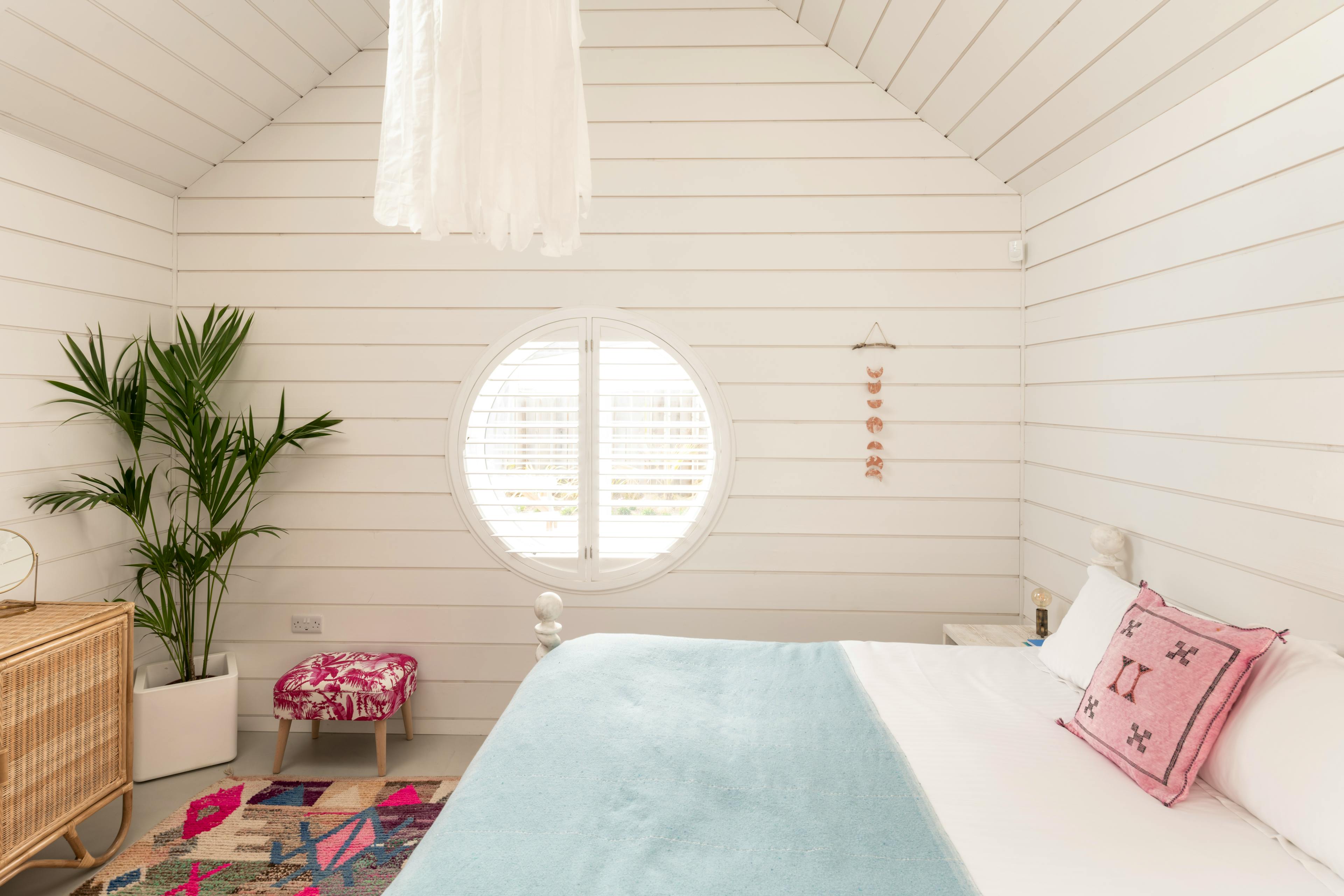 Four Bed Beach House at Three Mile Beach - Image 5