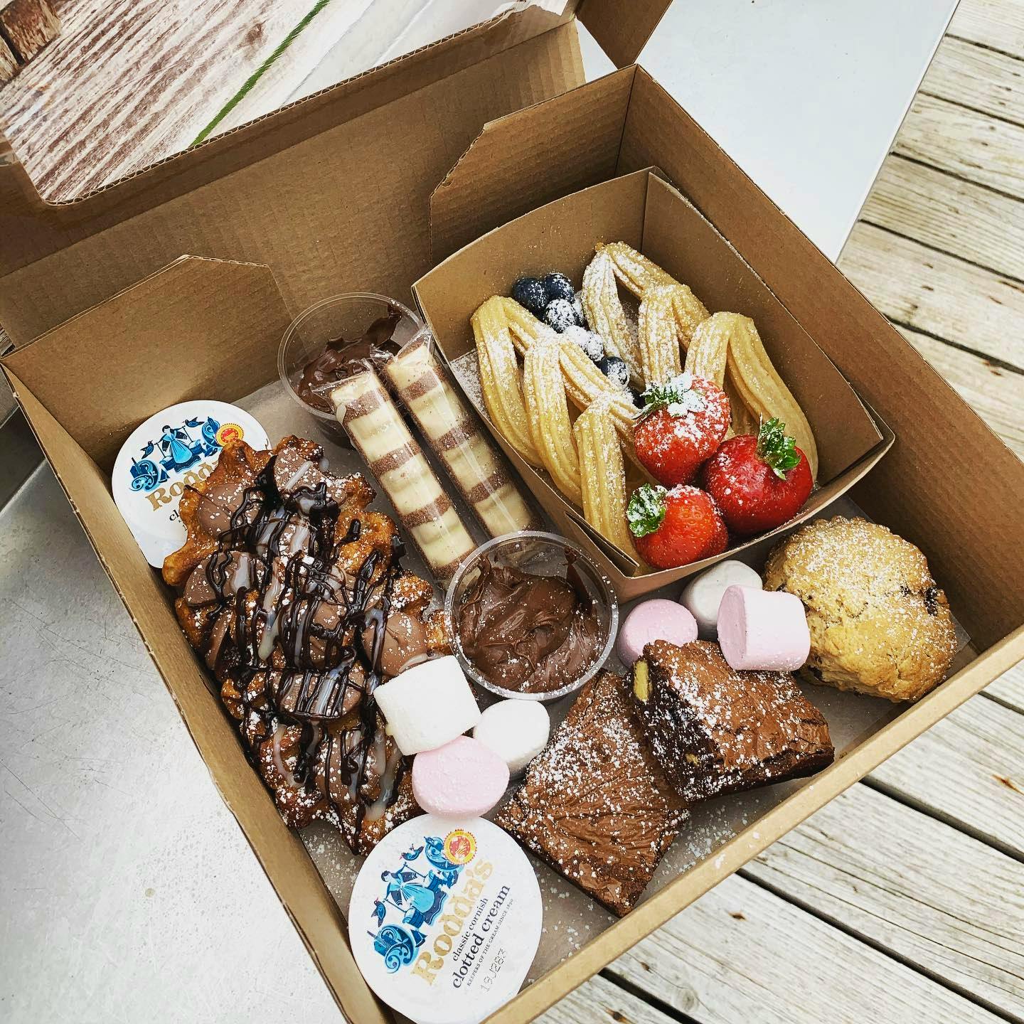 Sweet Treat boxes
