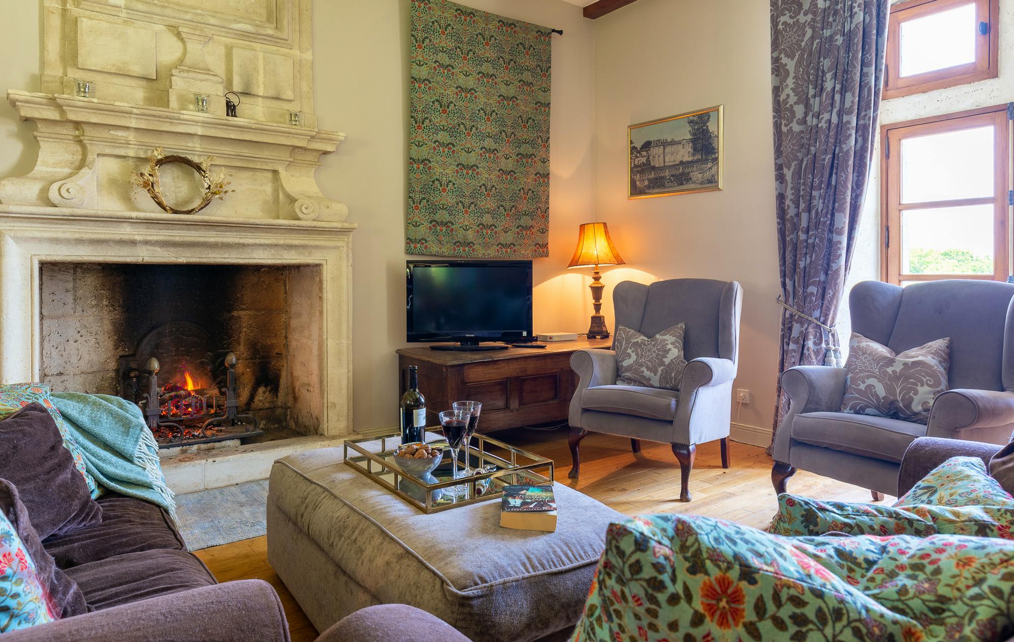 La Tour, Chateau de Charras - Image 4