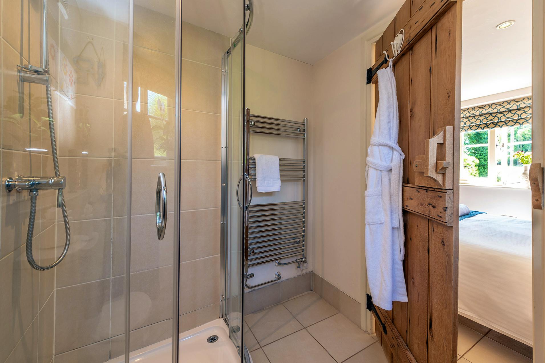 ~Ground floor en suite shower room