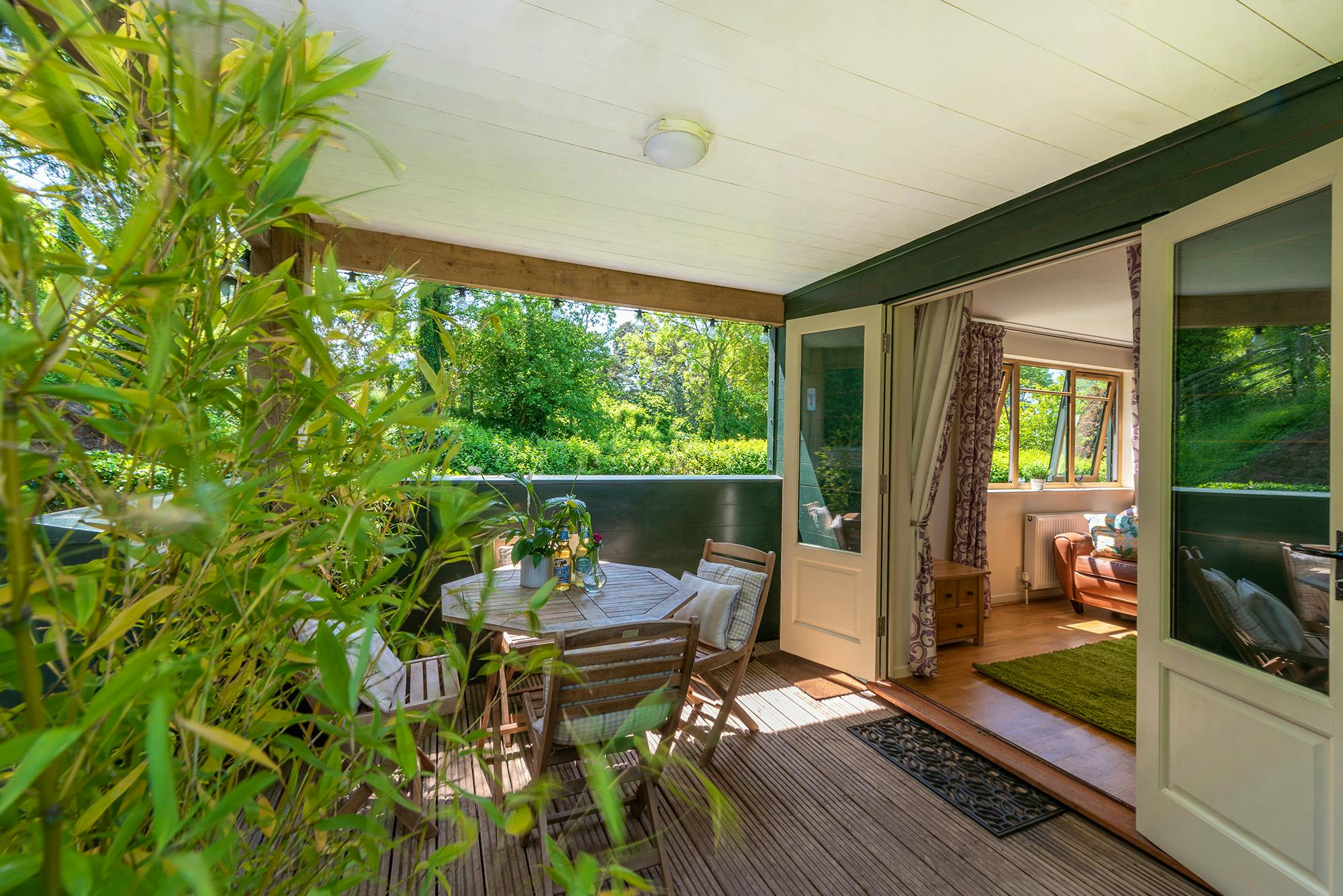 Gorgeous covered terrace 