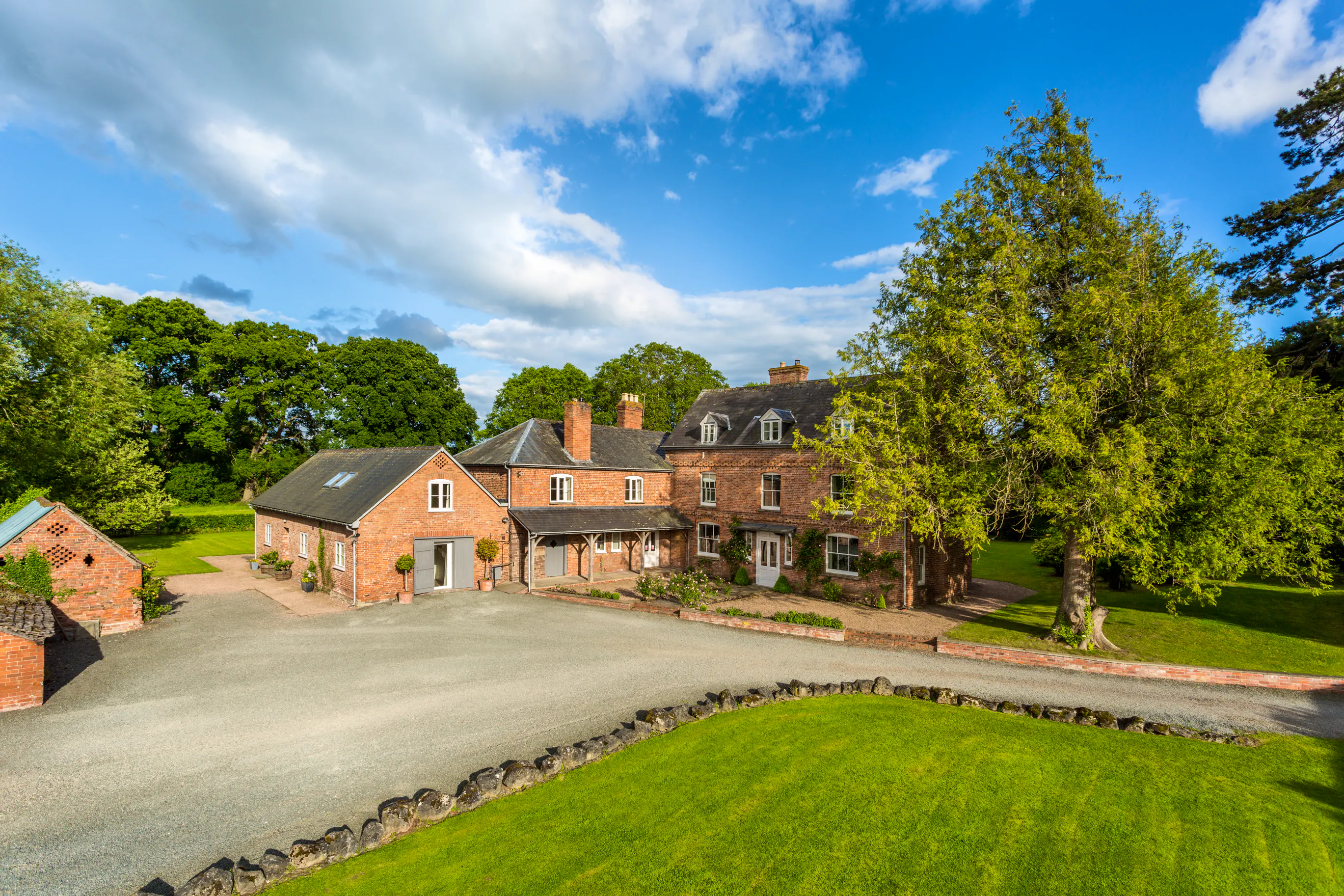 Monnington House and Garden Cottage Luxury living in the Wye Valley
