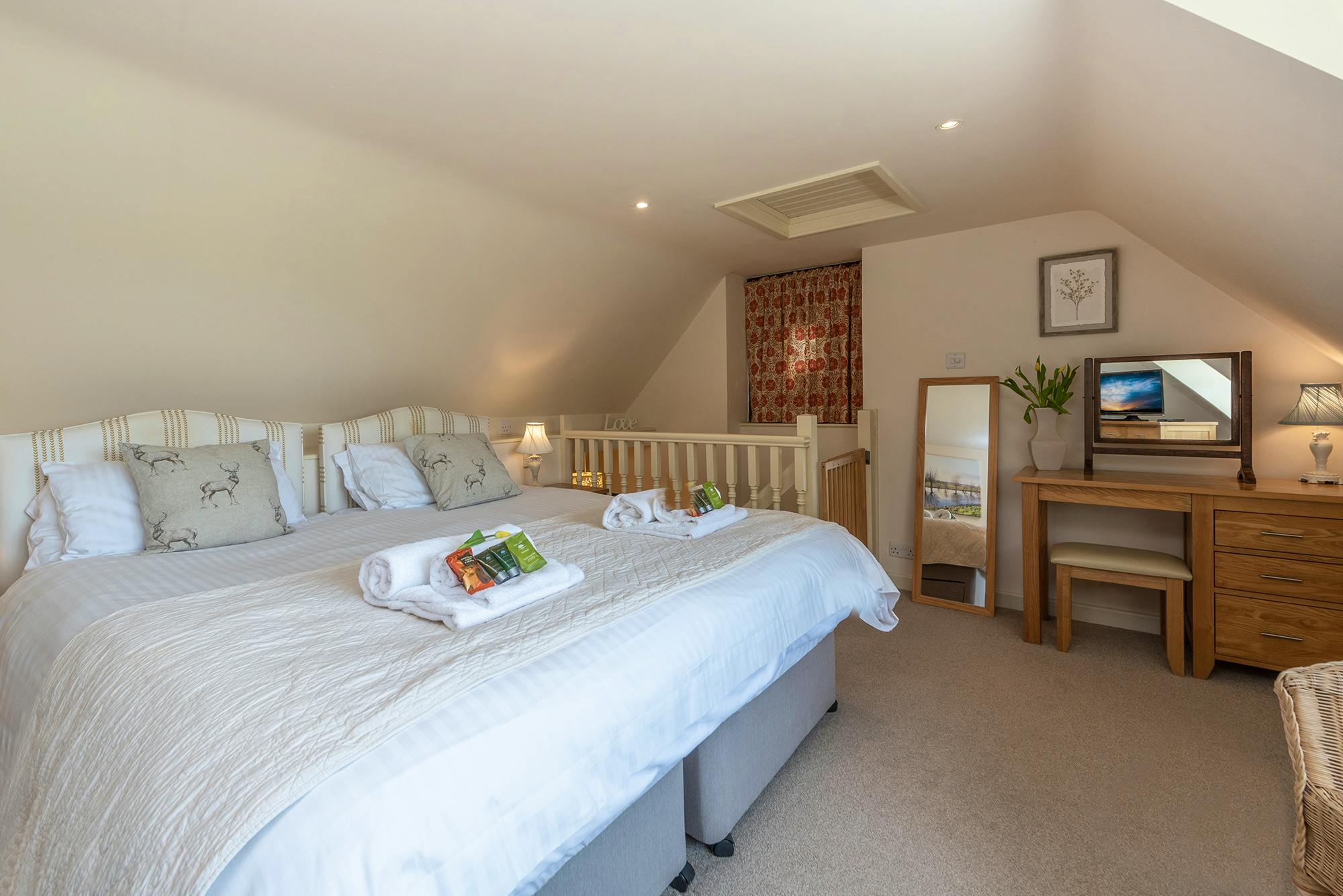 Superking/ twin master en suite 