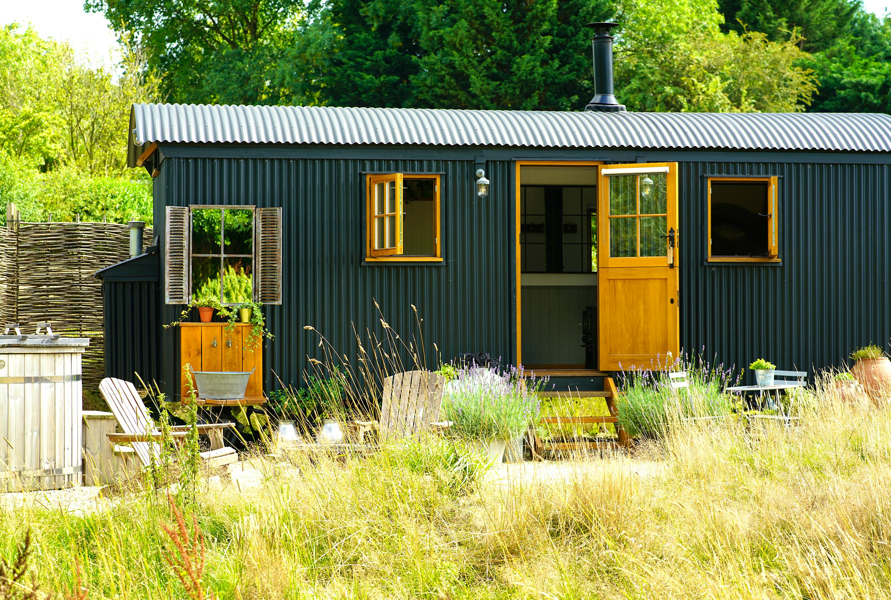 Amazing Stays with Summer Space